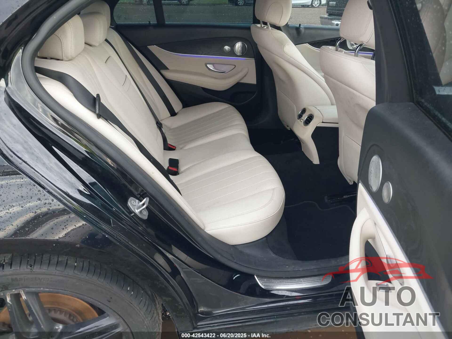 MERCEDES-BENZ E 300 2017 - WDDZF4JB9HA097594