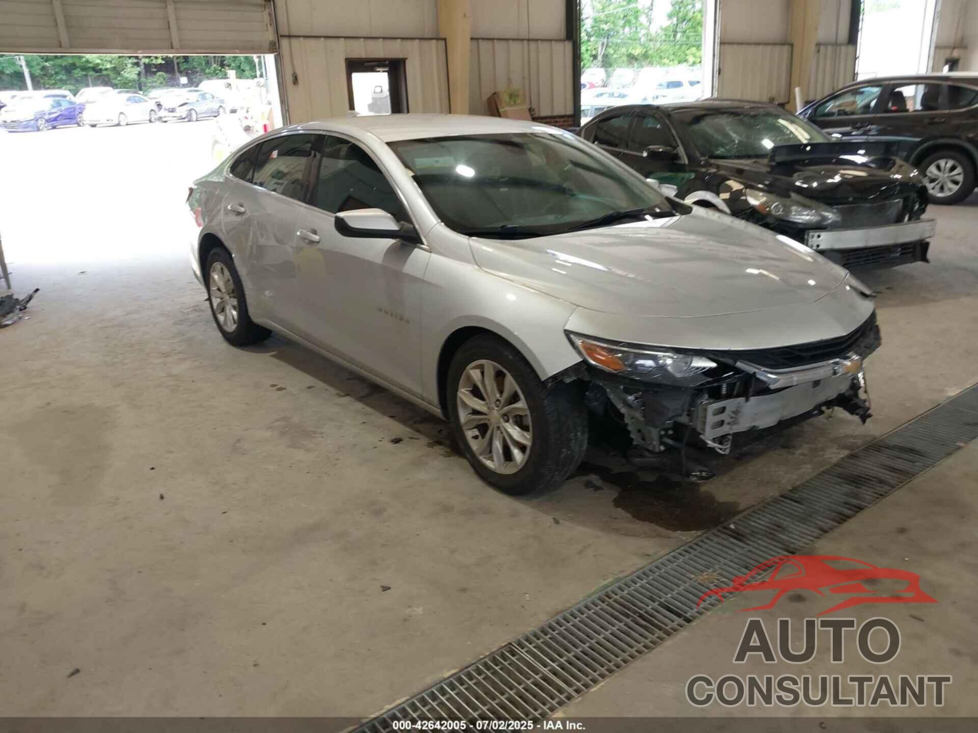 CHEVROLET MALIBU 2020 - 1G1ZD5ST0LF051783