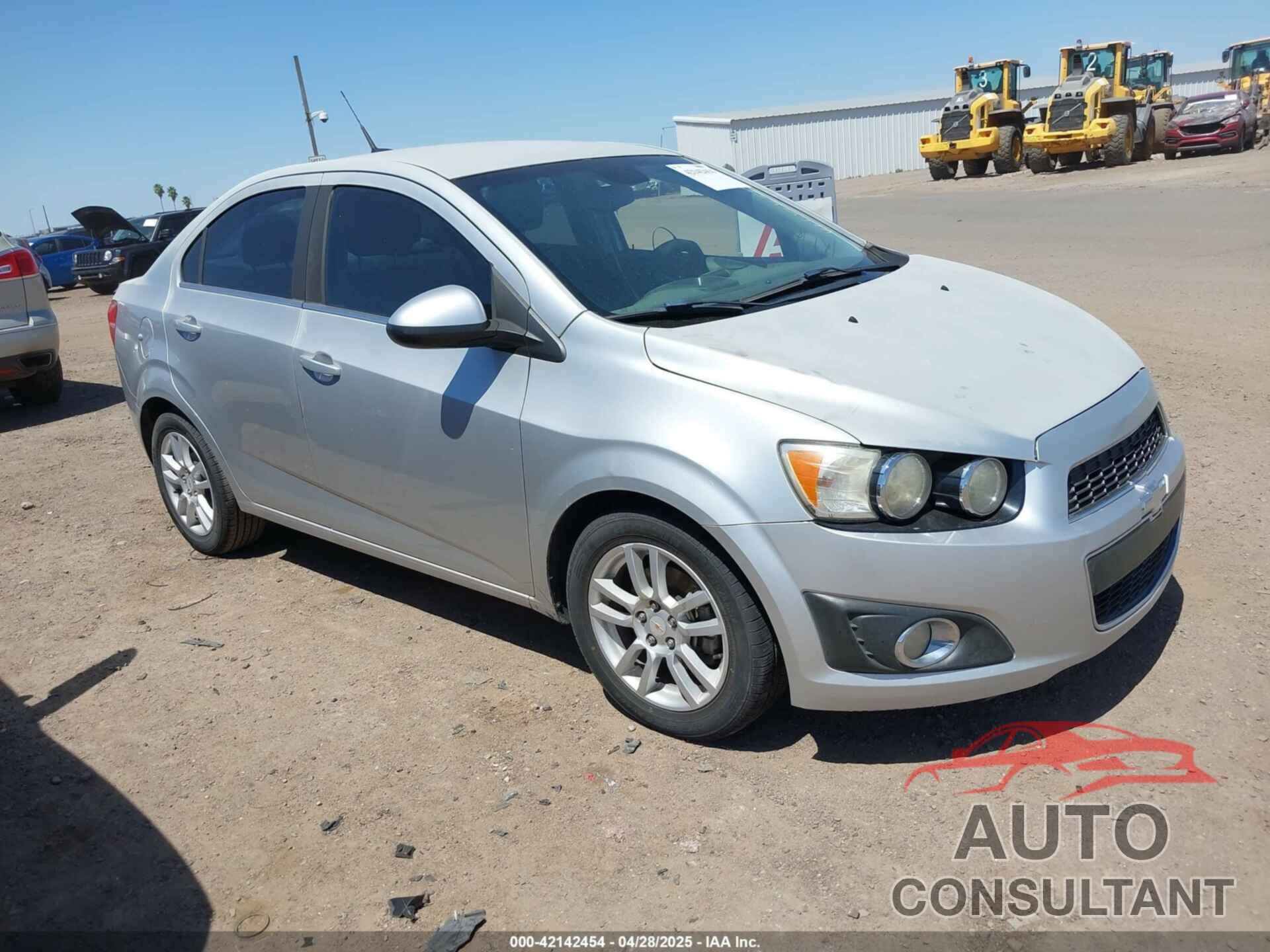 CHEVROLET SONIC 2012 - 1G1JC5SH1C4178839