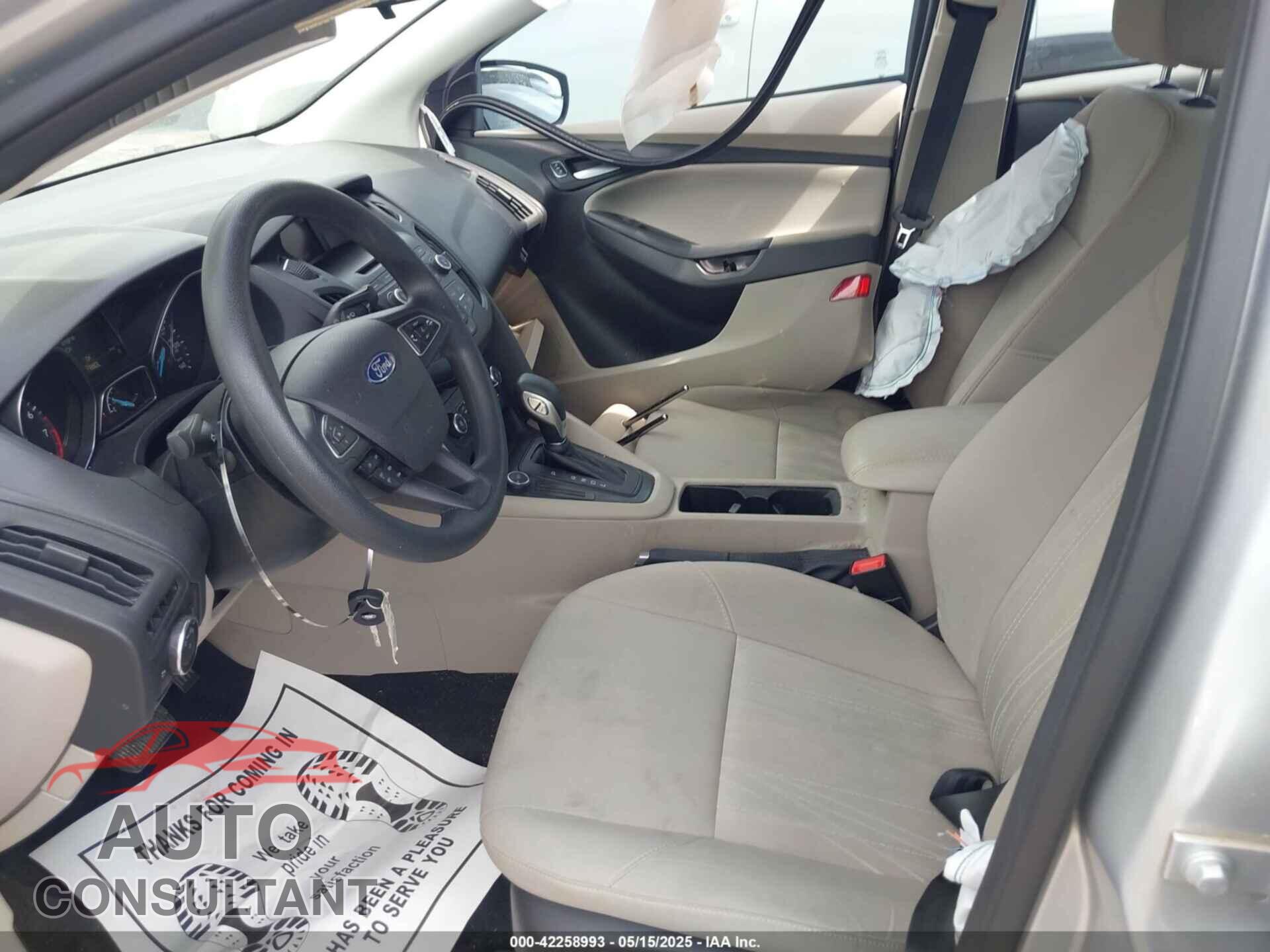 FORD FOCUS 2017 - 1FADP3F28HL227699
