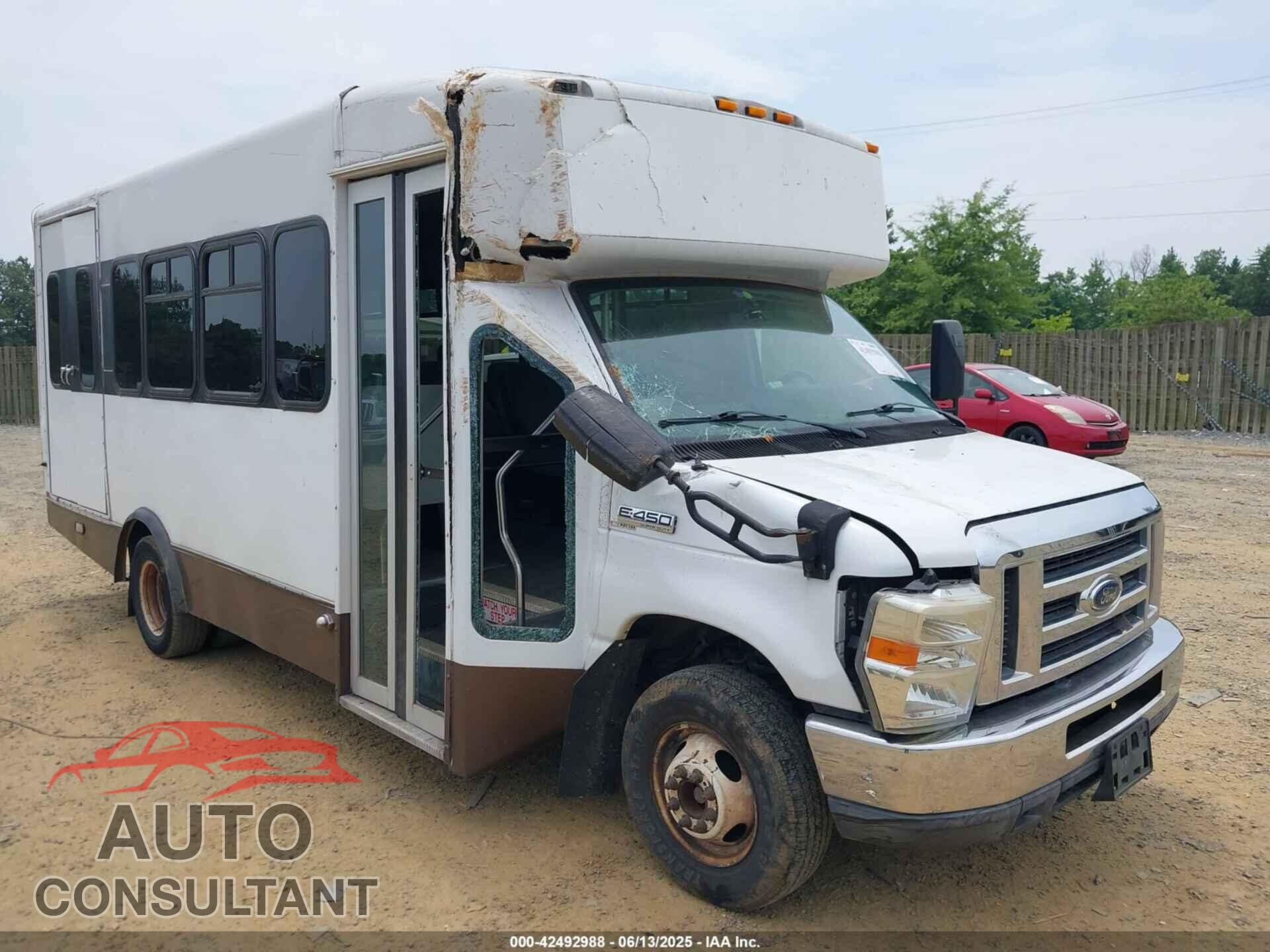FORD E-450 CUTAWAY 2010 - 1FDFE4FS2ADA78927