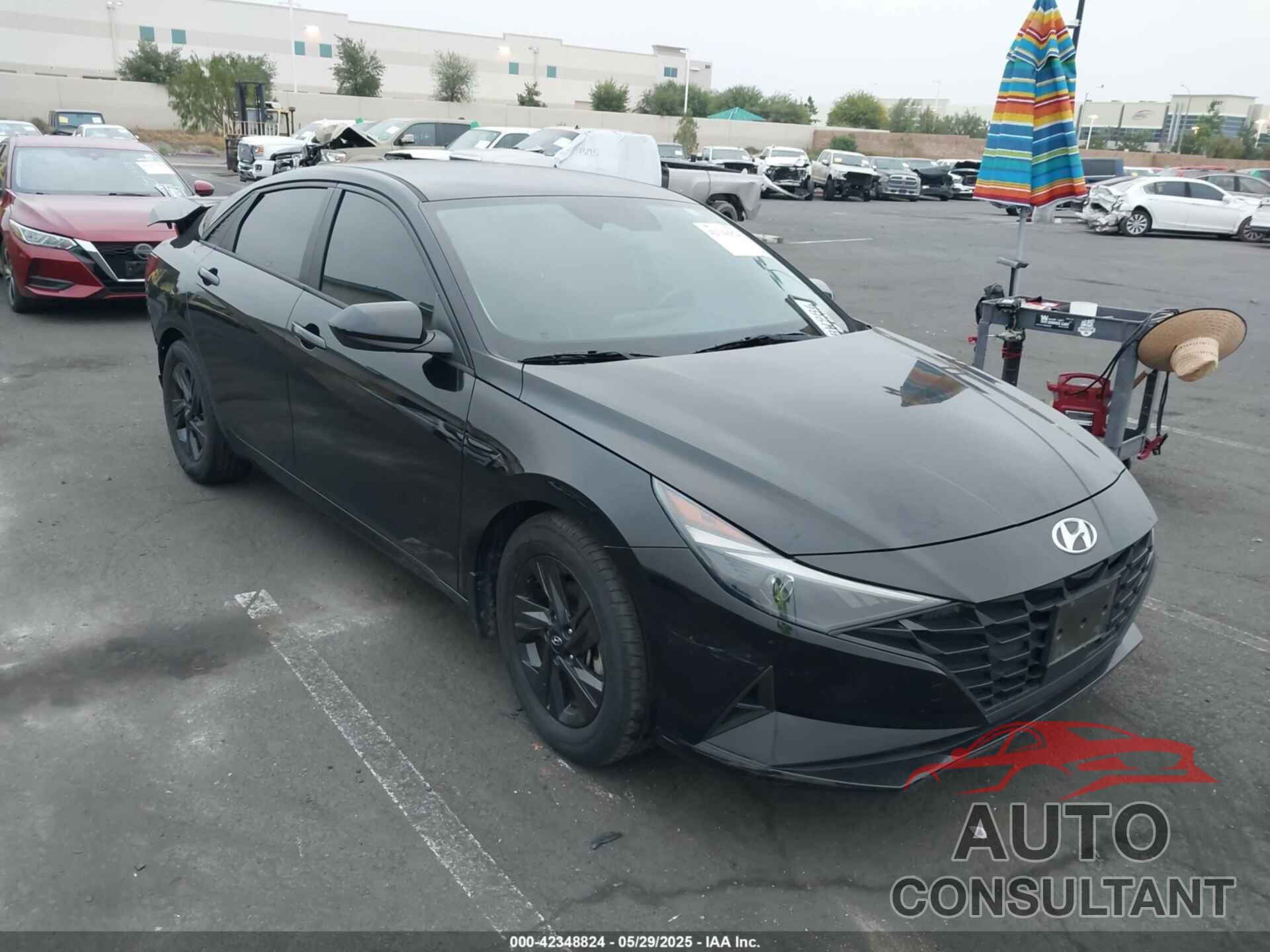 HYUNDAI ELANTRA 2022 - KMHLS4AG4NU239492
