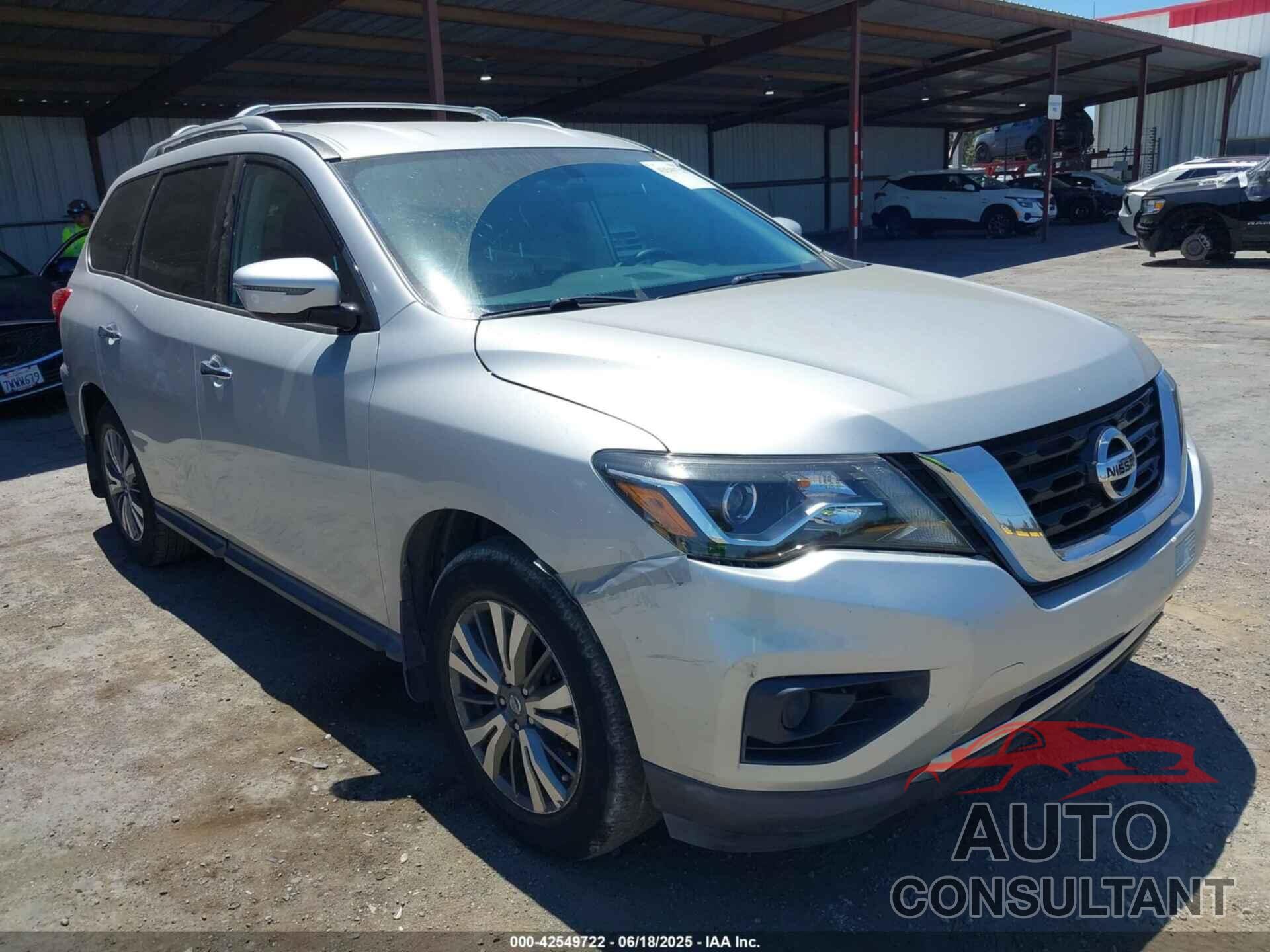 NISSAN PATHFINDER 2017 - 5N1DR2MN4HC627220