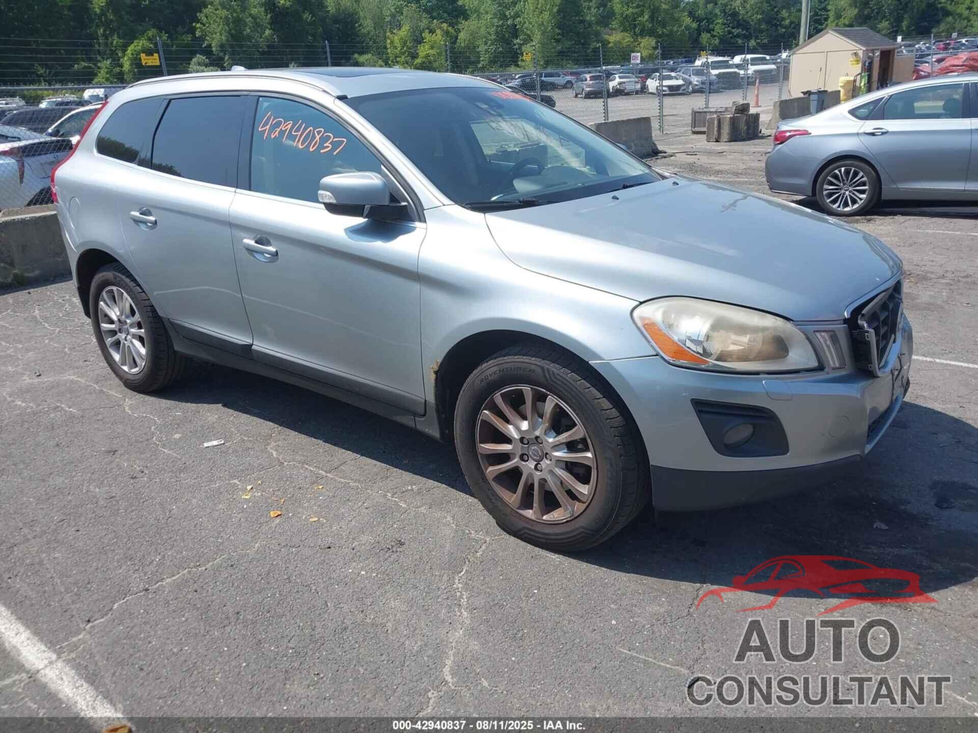 VOLVO XC60 2010 - YV4992DZ5A2100678