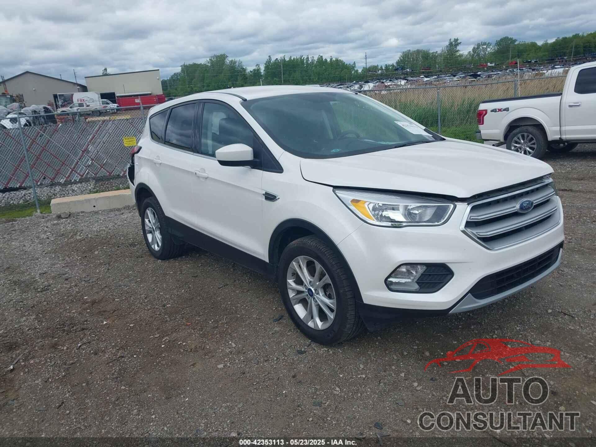 FORD ESCAPE 2019 - 1FMCU9GD9KUA52670