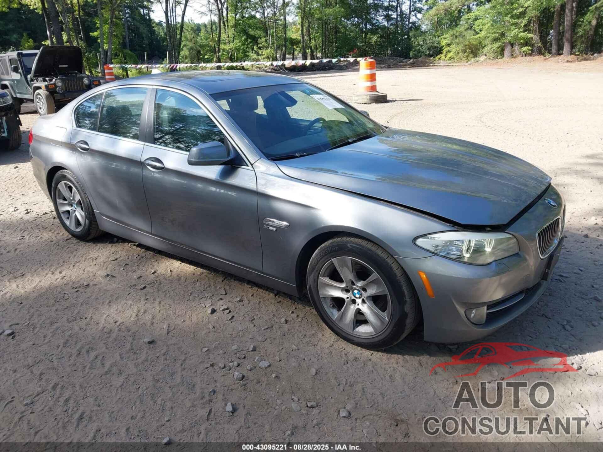 BMW 528I 2012 - WBAXH5C52CDW09144