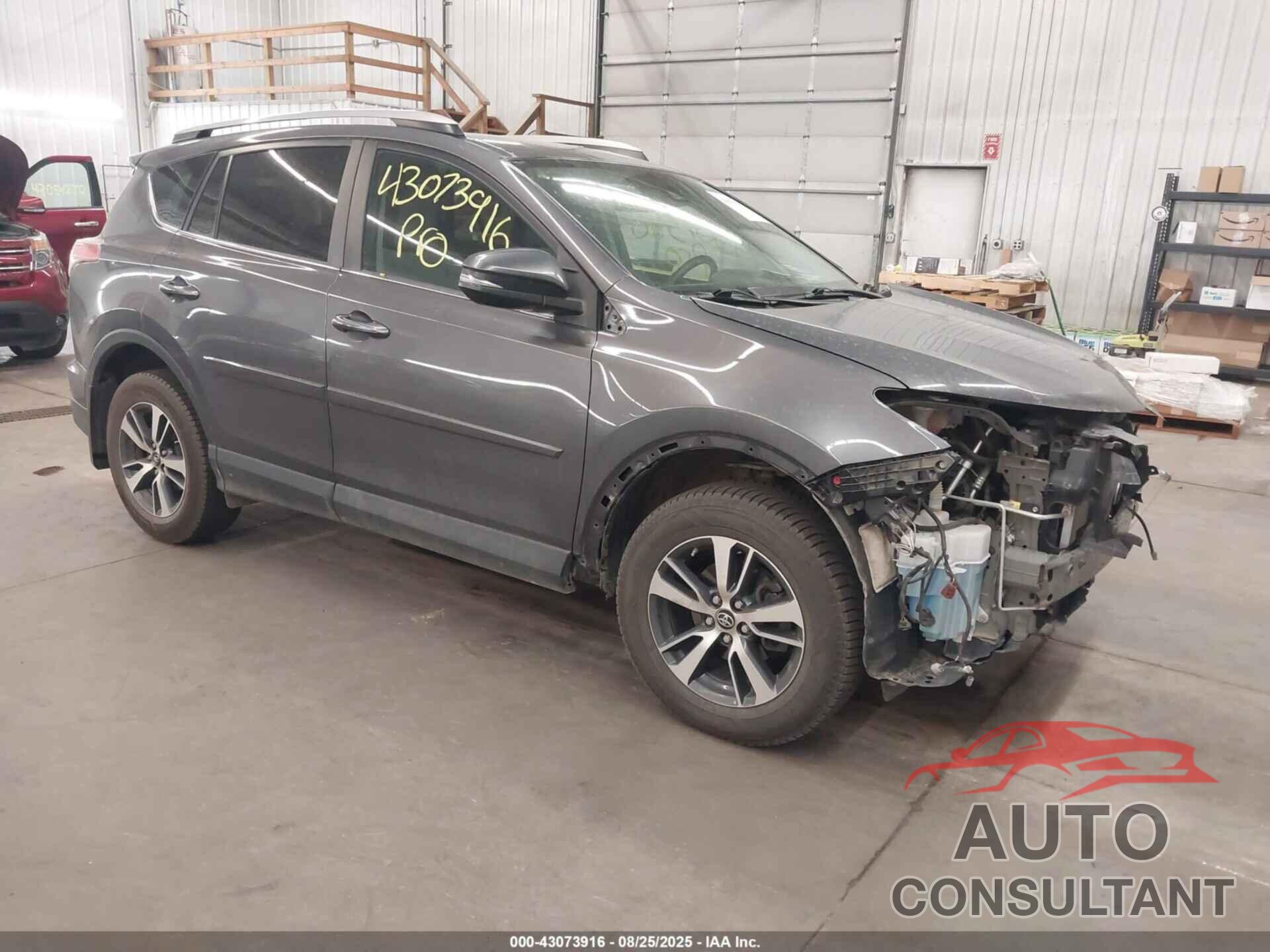 TOYOTA RAV4 2018 - 2T3RFREV7JW751284