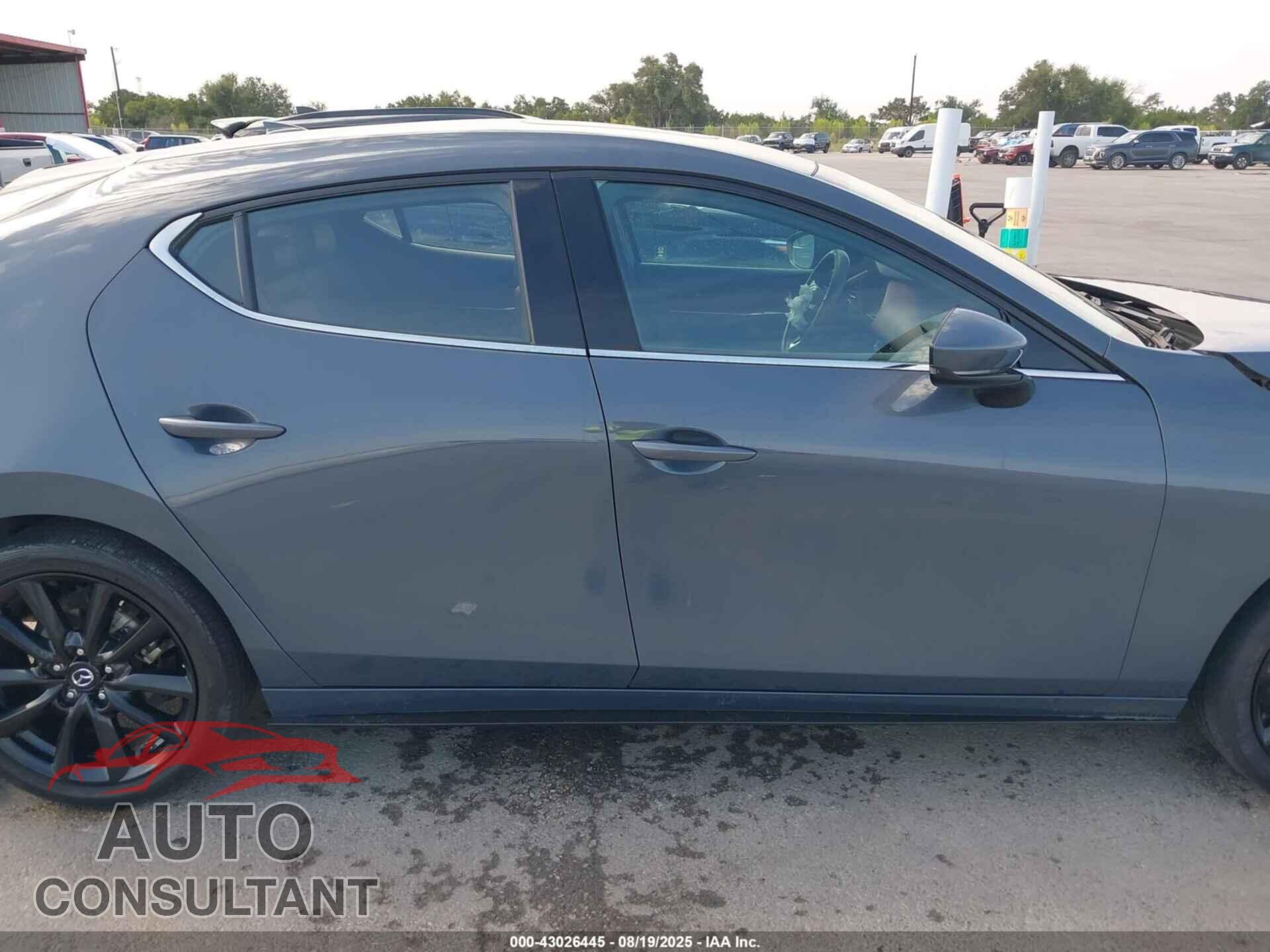 MAZDA MAZDA3 HATCHBACK 2023 - JM1BPBMM4P1620822