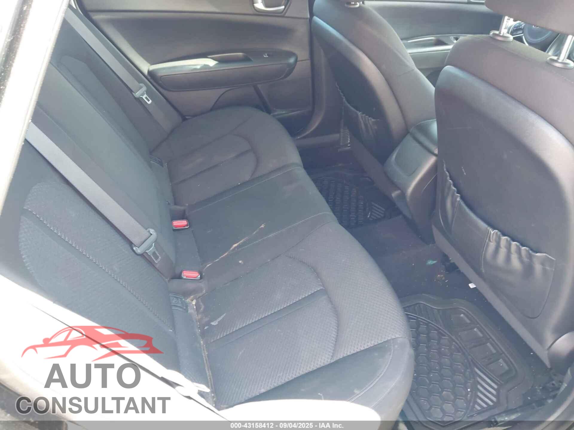 KIA OPTIMA 2017 - KNAGT4L31H5148172
