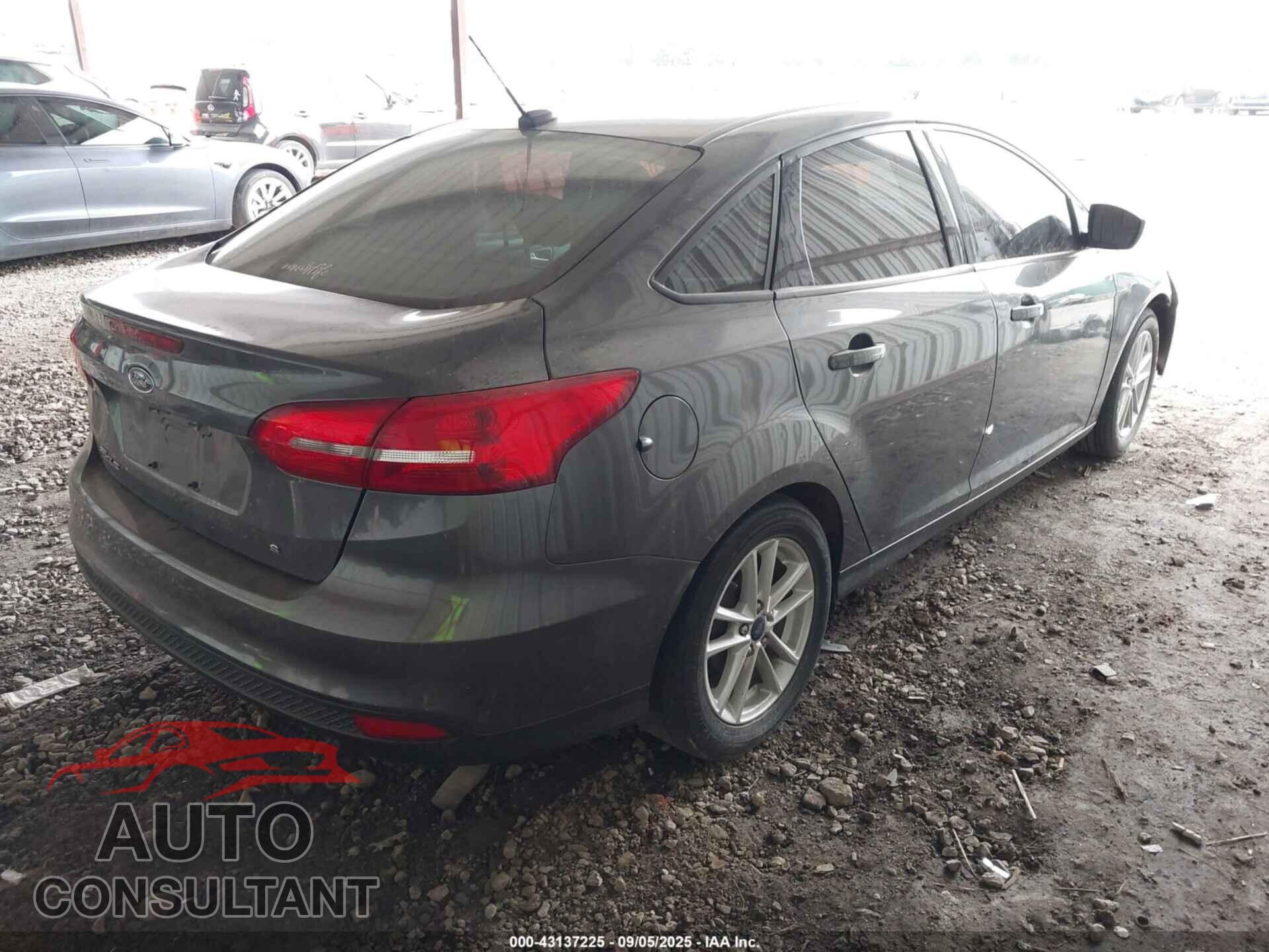 FORD FOCUS 2017 - 1FADP3F24HL299533