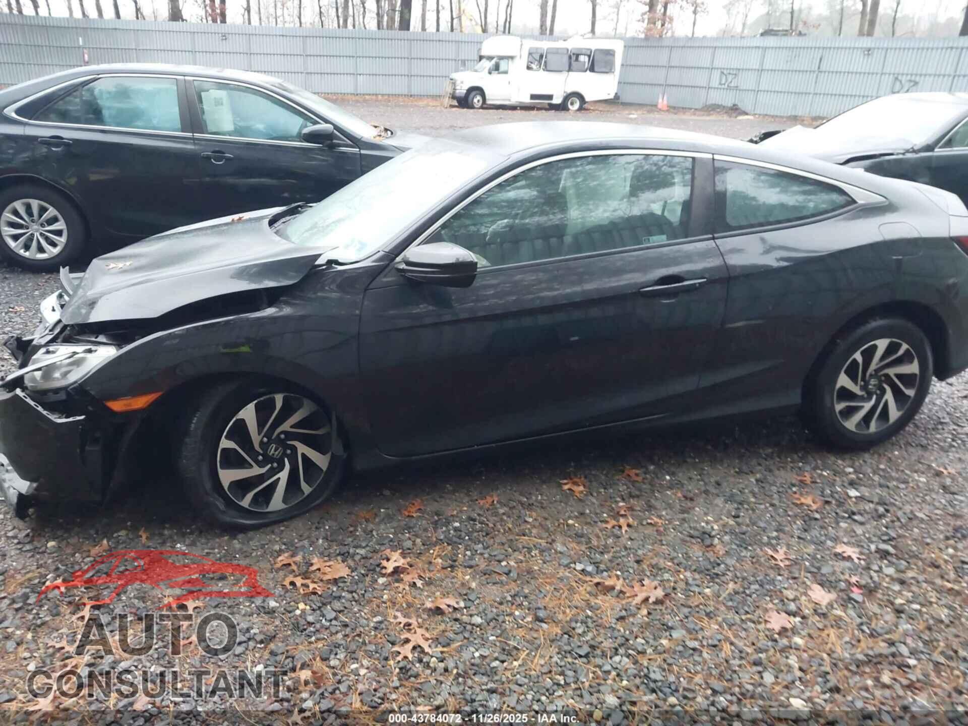 HONDA CIVIC 2018 - 2HGFC4B58JH304192