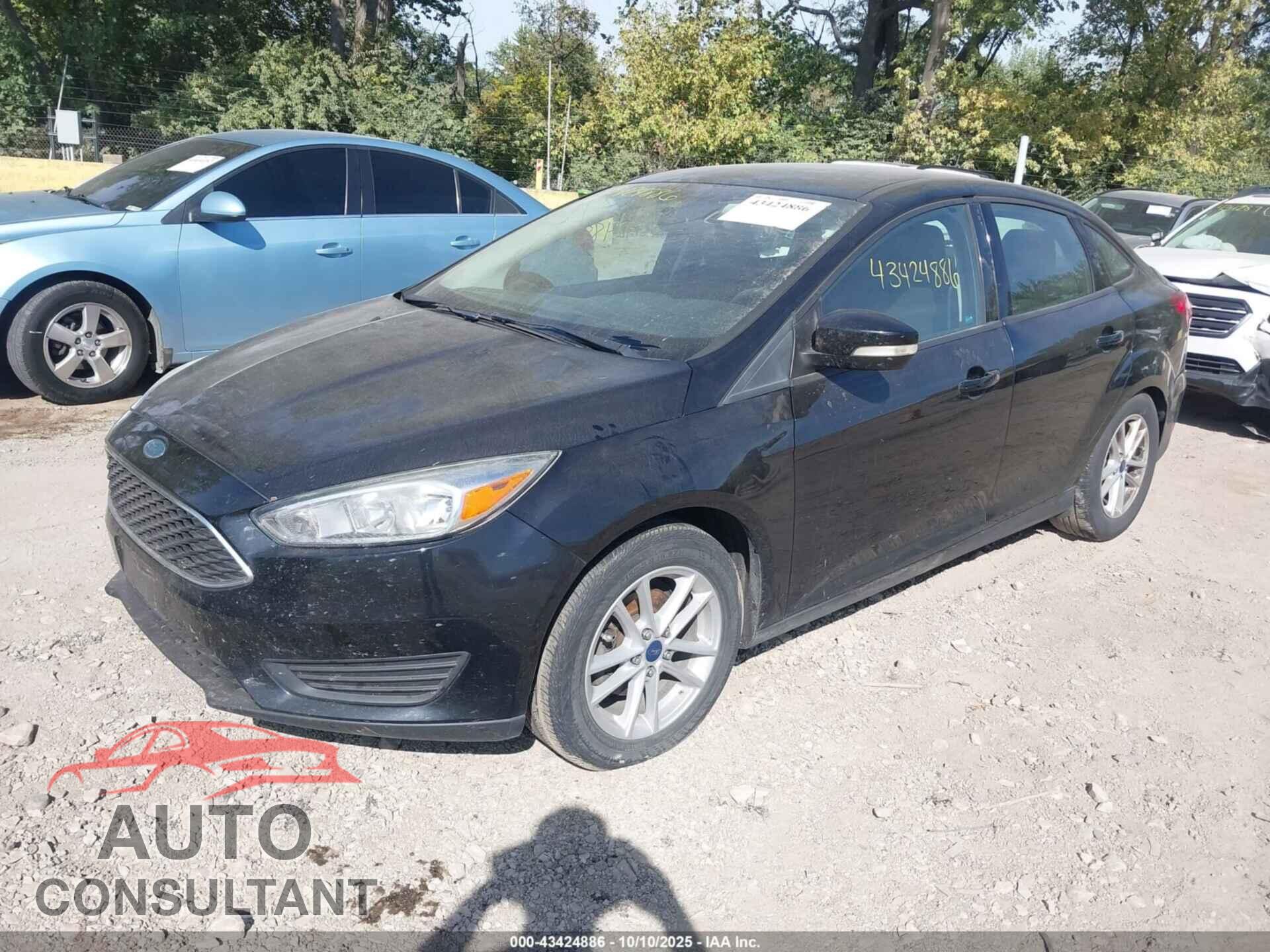 FORD FOCUS 2017 - 1FADP3F20HL318207