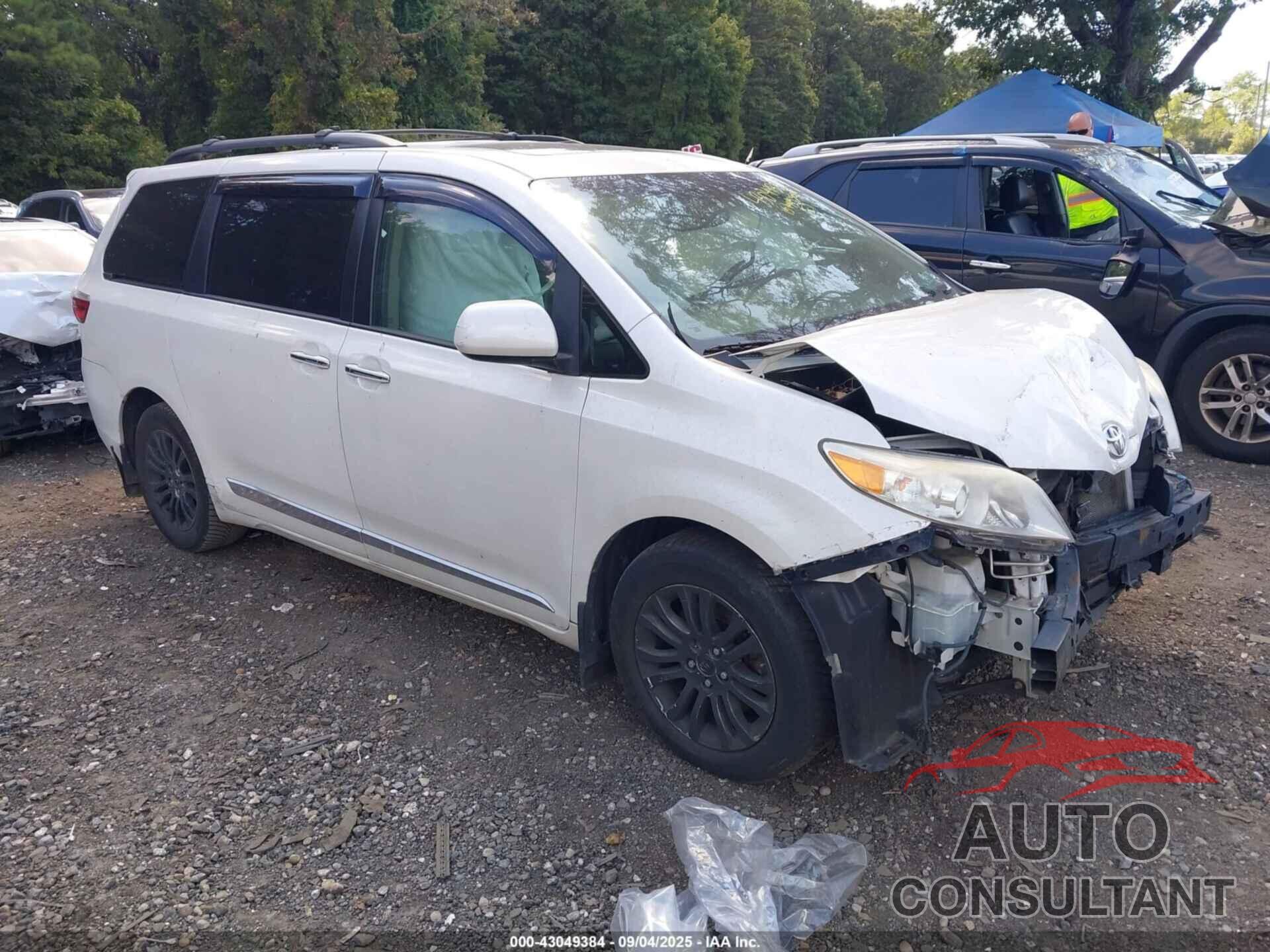 TOYOTA SIENNA 2015 - 5TDYK3DC4FS531226