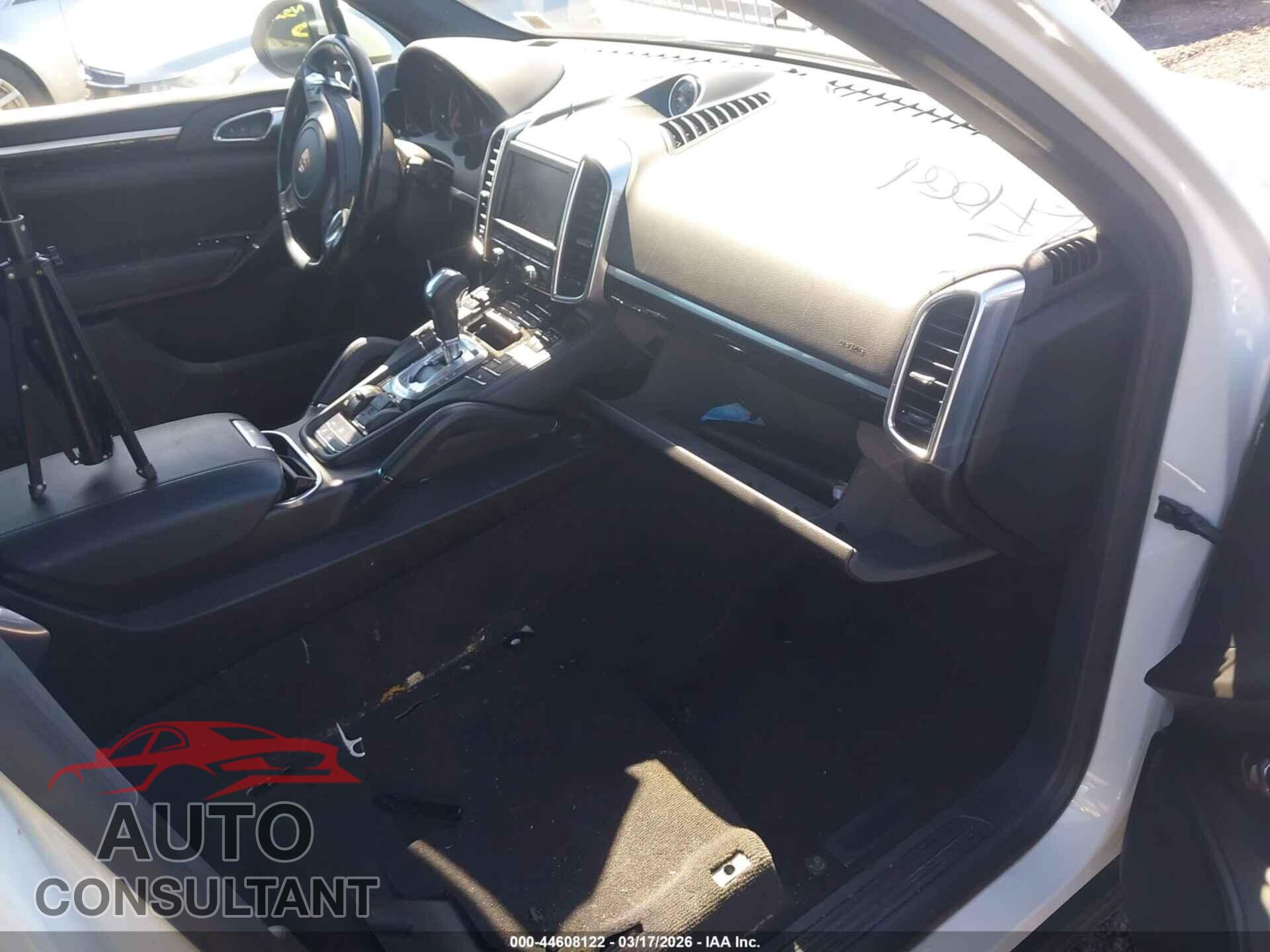 PORSCHE CAYENNE 2013 - WP1AA2A22DLA12568