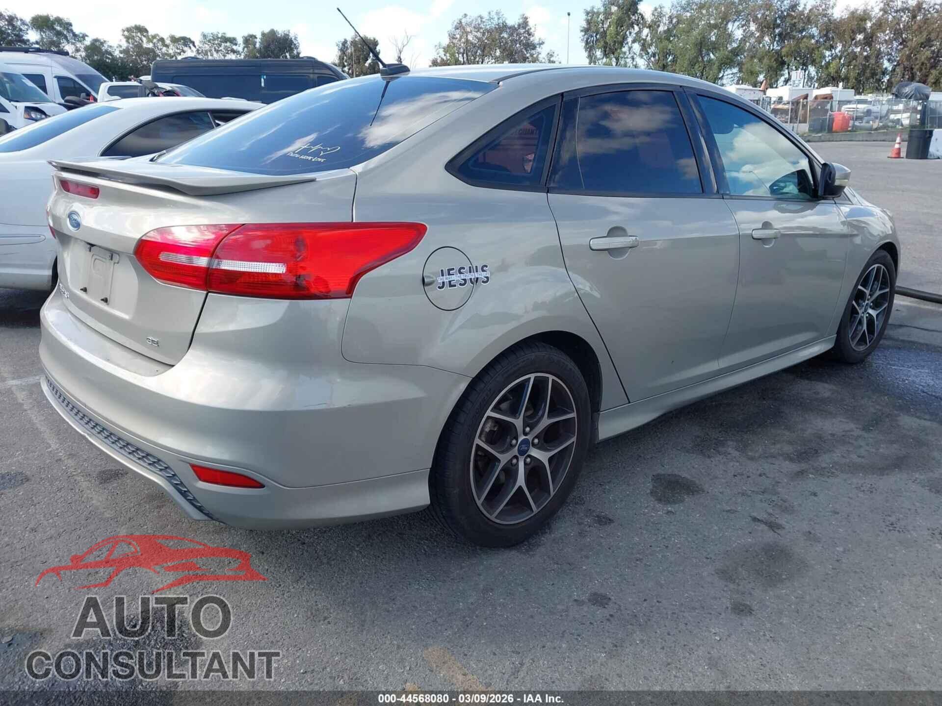 FORD FOCUS 2016 - 1FADP3F23GL324940