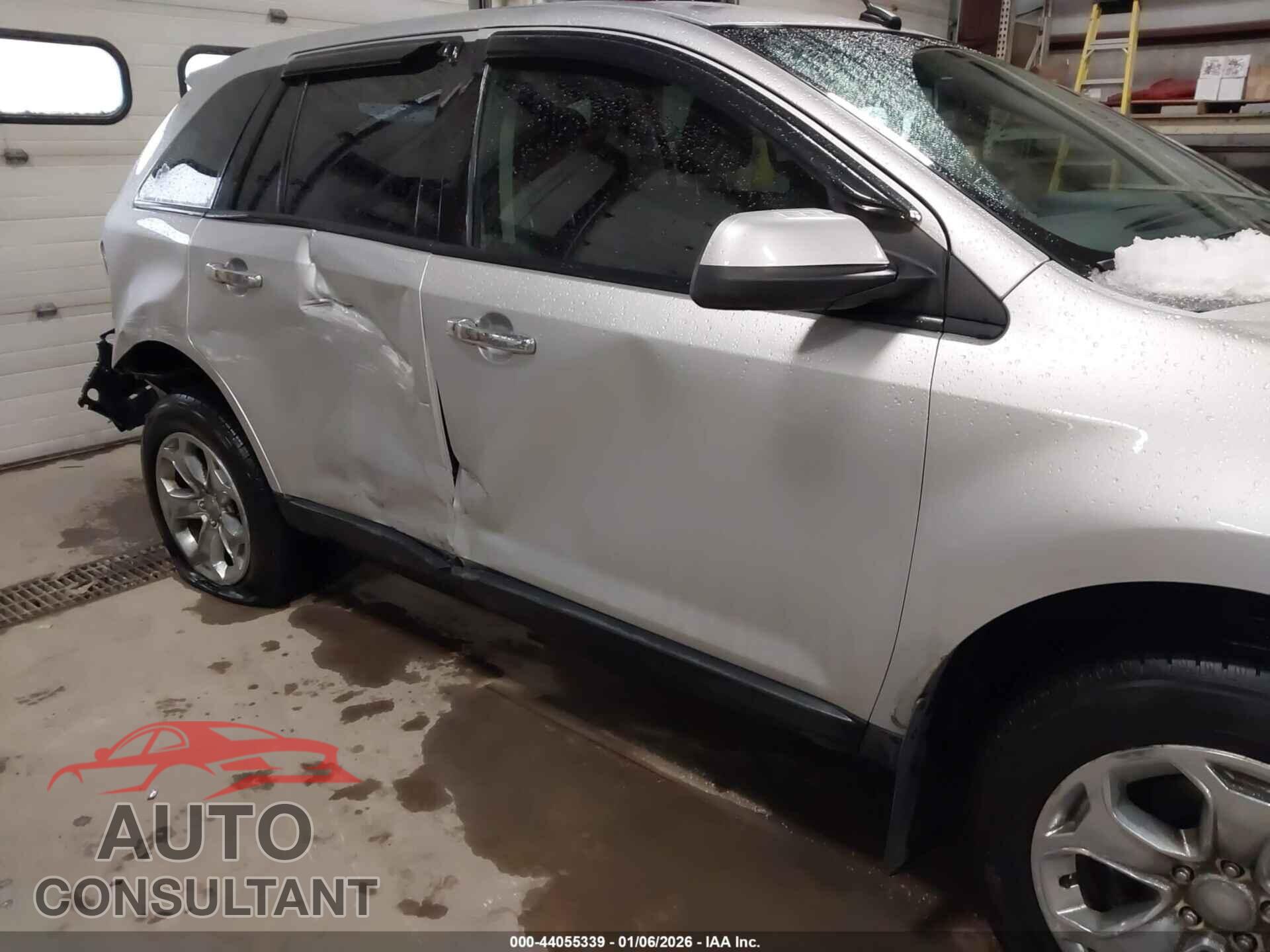FORD EDGE 2011 - 2FMDK3JC2BBB12074