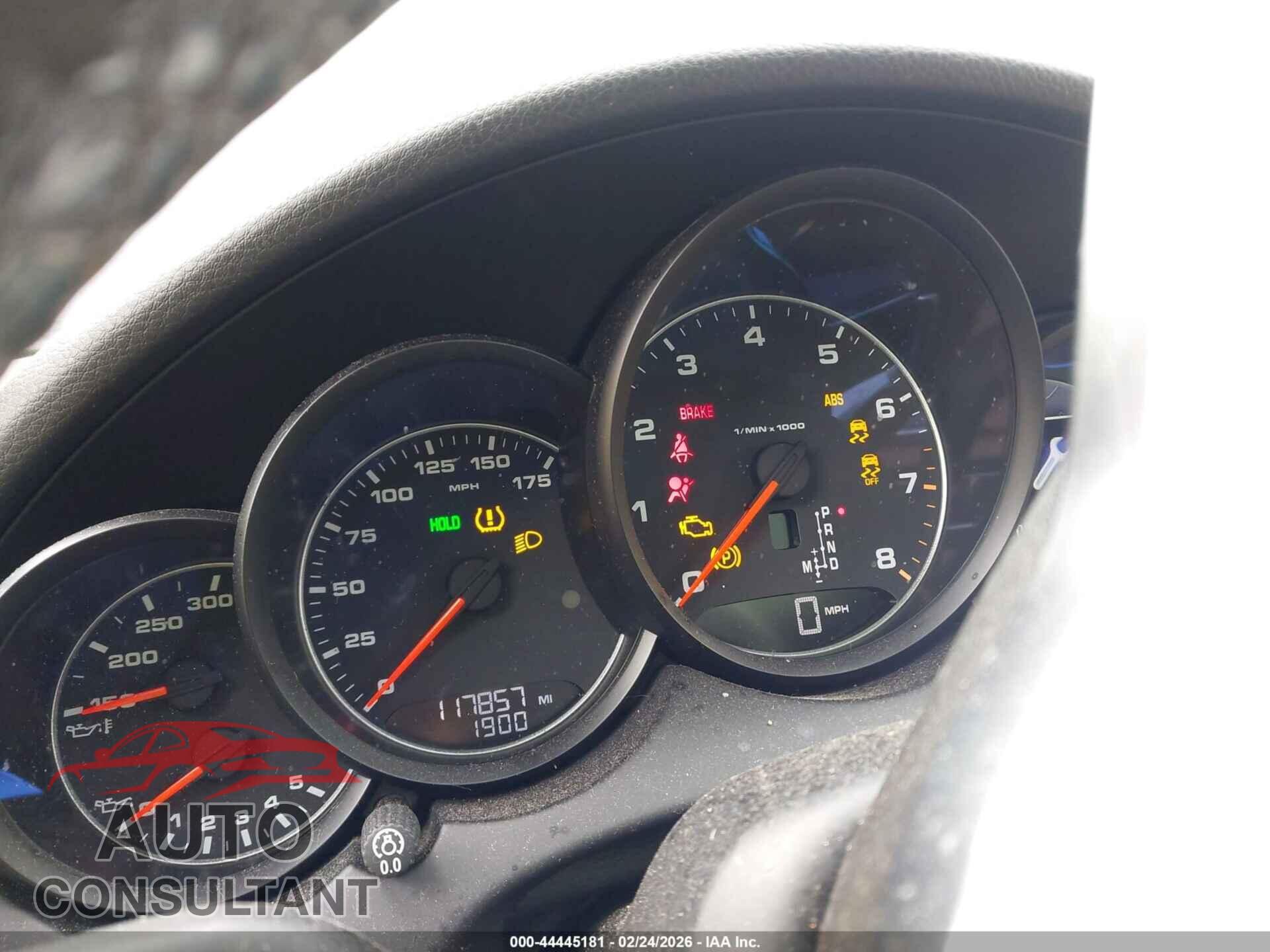 PORSCHE CAYENNE 2016 - WP1AA2A22GLA03468