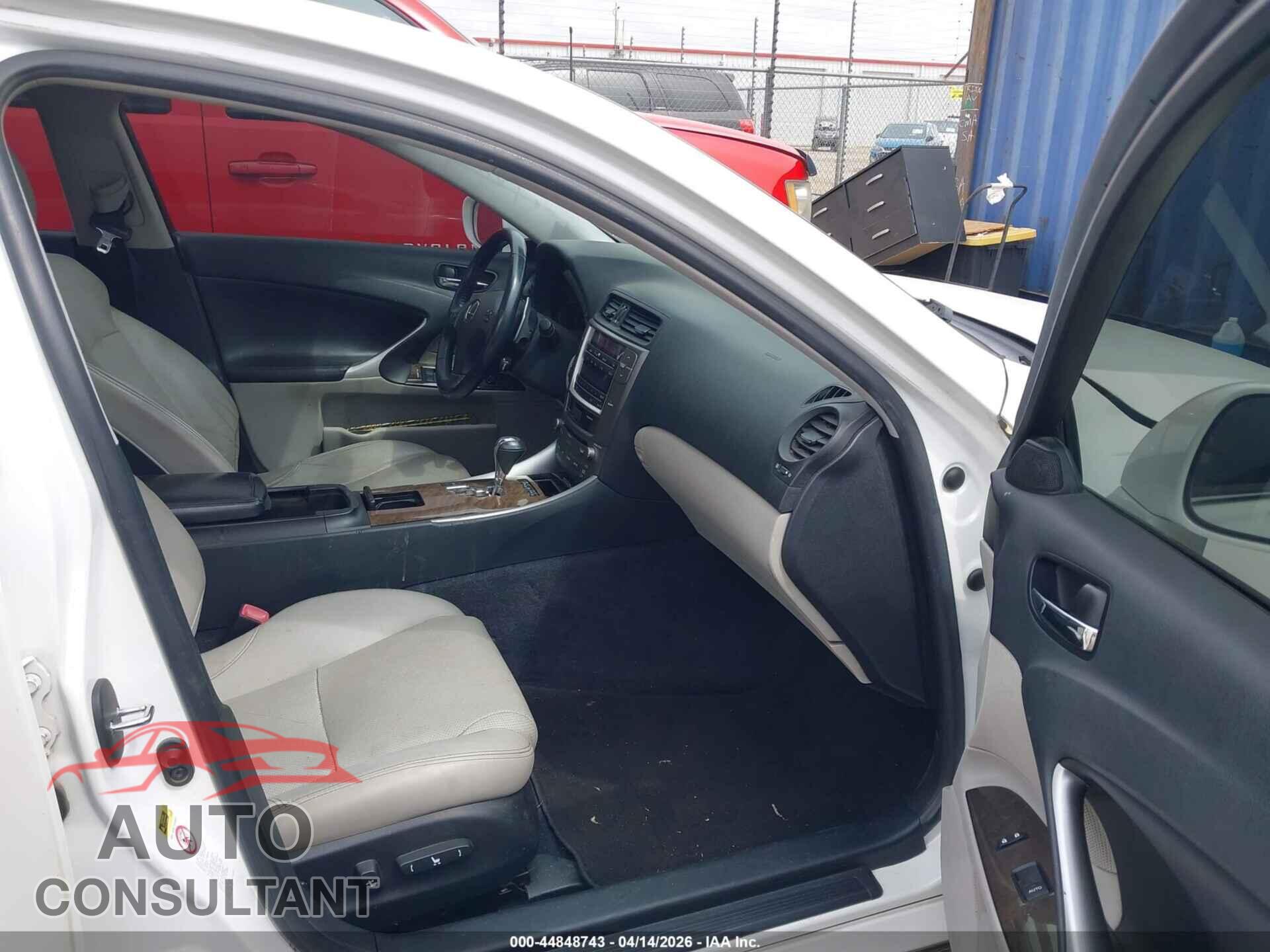 LEXUS IS 250 2010 - JTHBF5C22A5124940
