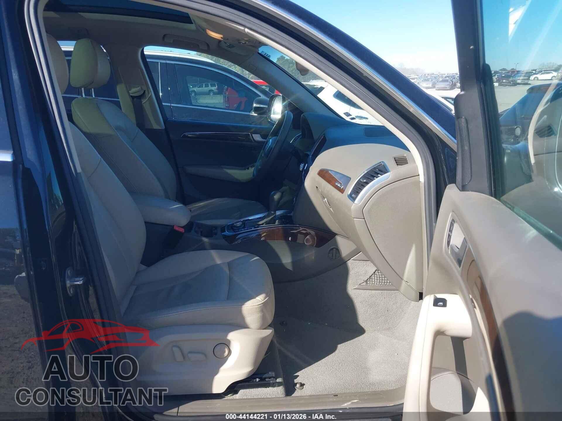 AUDI Q5 2012 - WA1DKAFP3CA020094