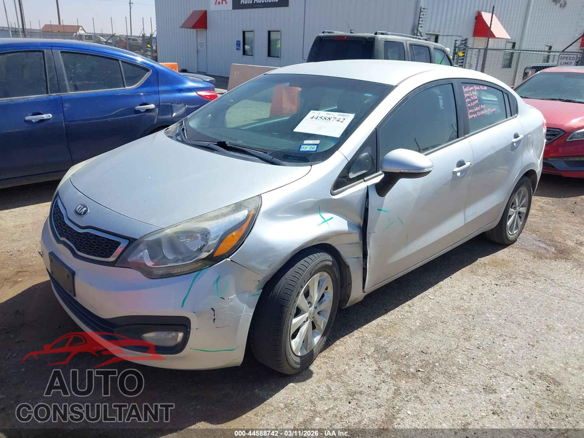 KIA RIO 2014 - KNADN4A38E6381147