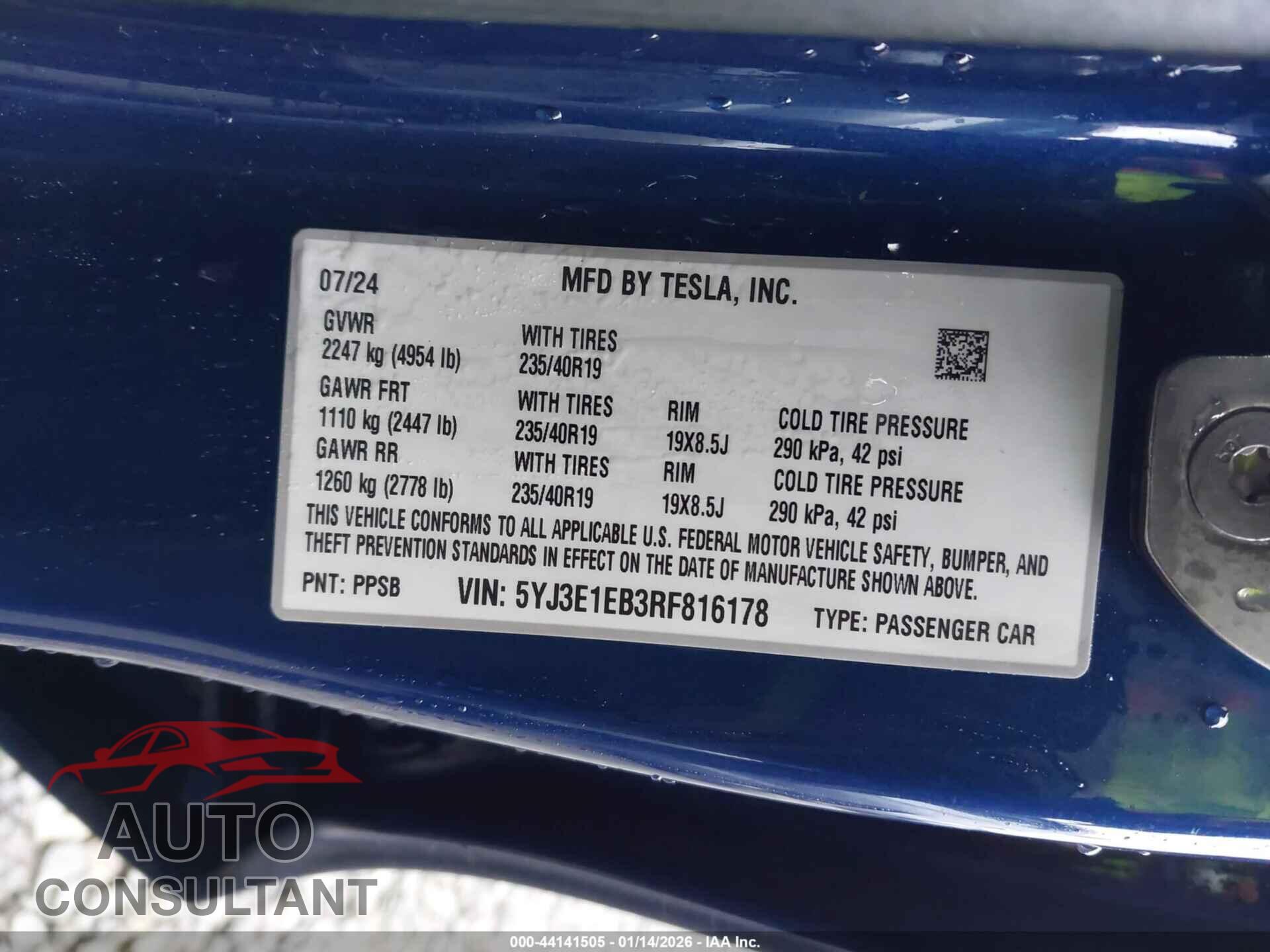TESLA MODEL 3 2024 - 5YJ3E1EB3RF816178