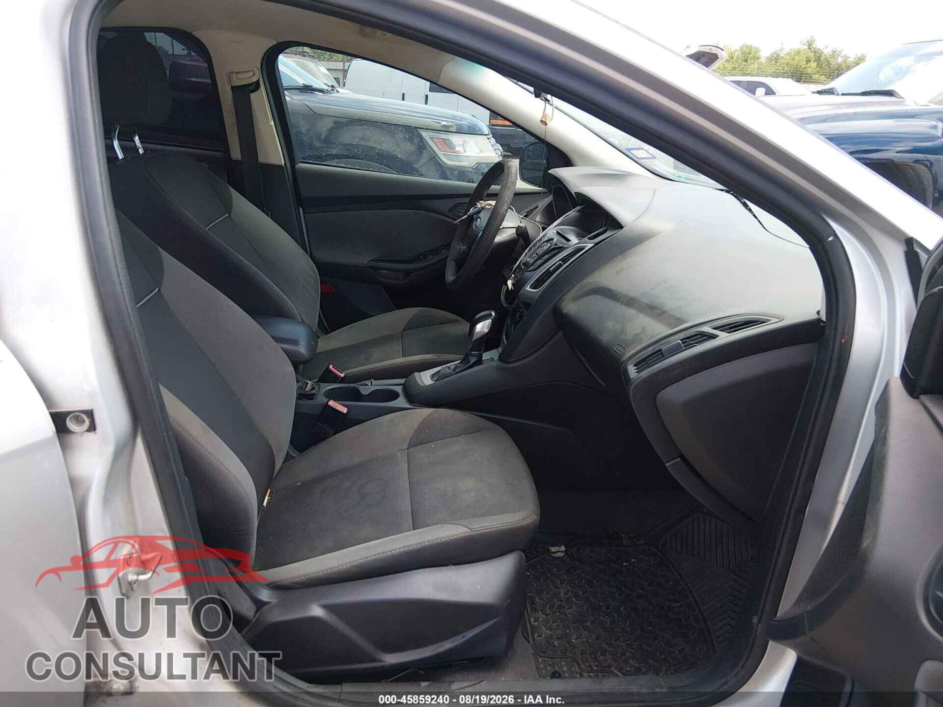 FORD FOCUS 2012 - 1FAHP3F25CL207355