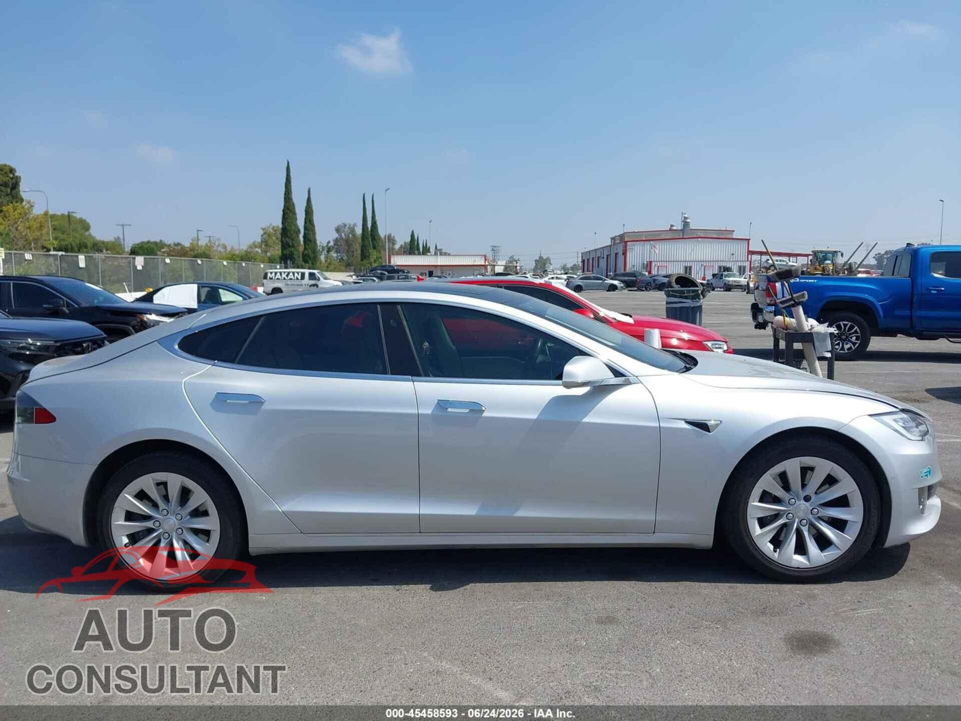 TESLA MODEL S 2017 - 5YJSA1E11HF199571