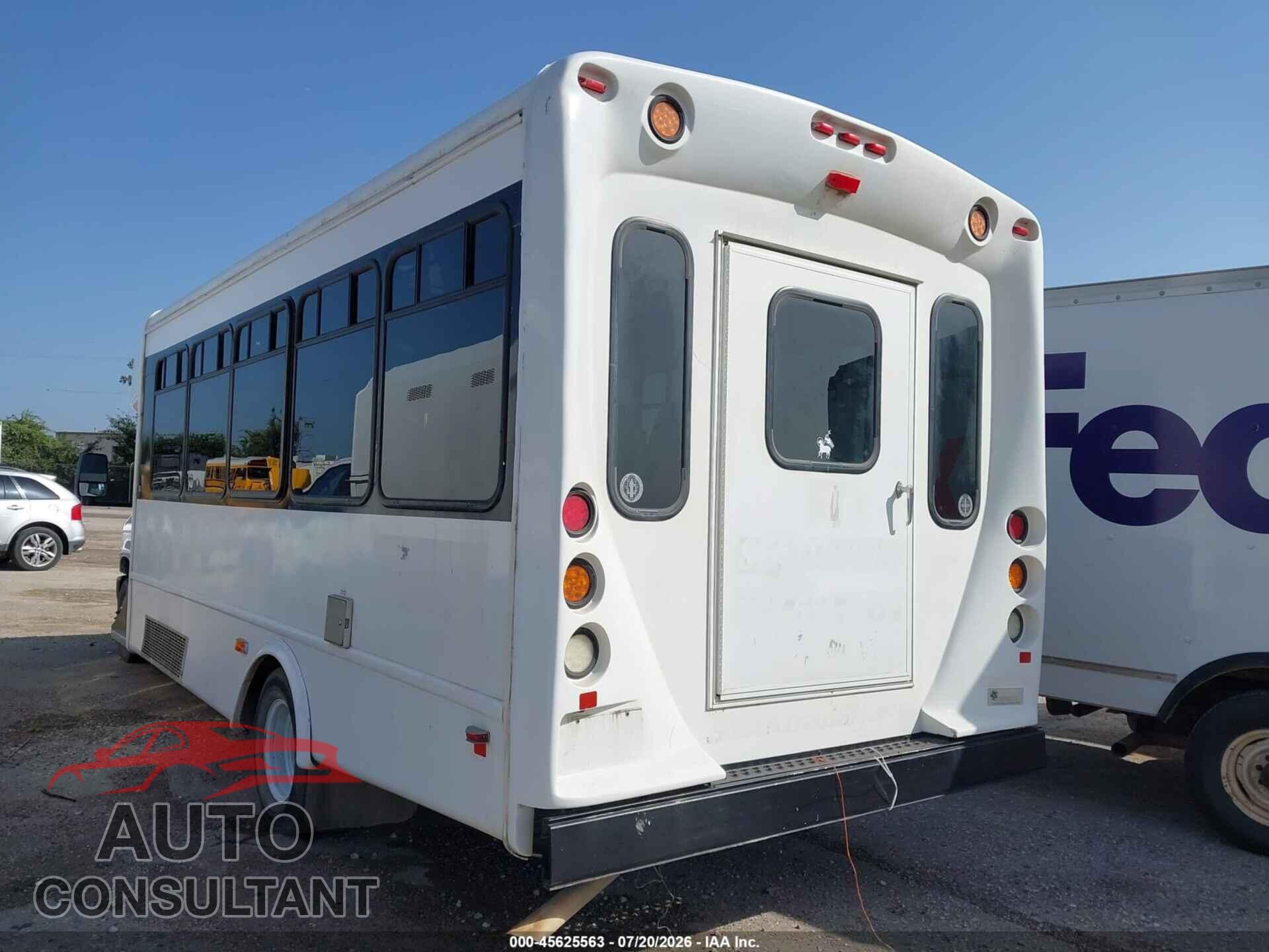FORD E-450 CUTAWAY 2017 - 1FDFE4FS3HDC32538