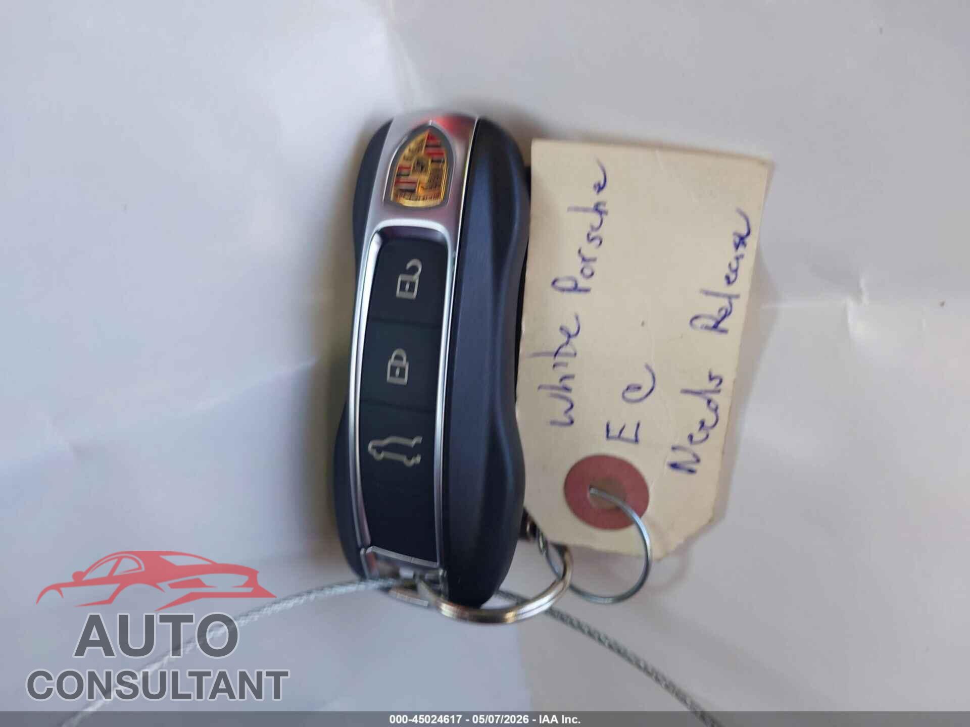 PORSCHE CAYENNE 2024 - WP1AA2AY1RDA09537