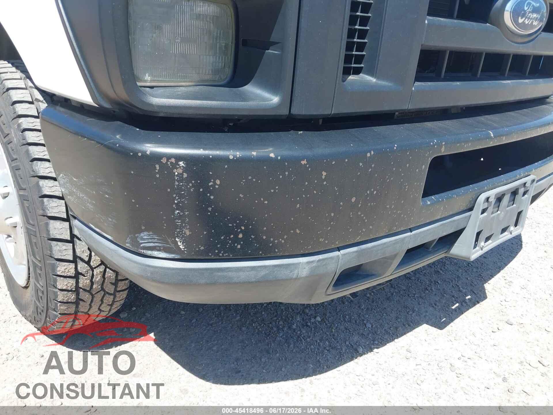 FORD E-350 SUPER DUTY 2011 - 1FBNE3BL3BDA36796
