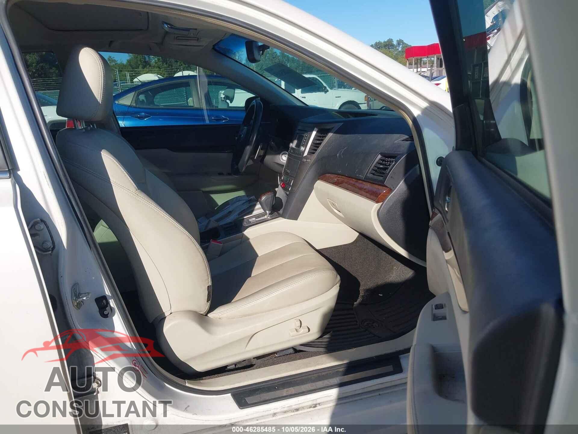 SUBARU LEGACY 2014 - 4S3BMBL65E3011171