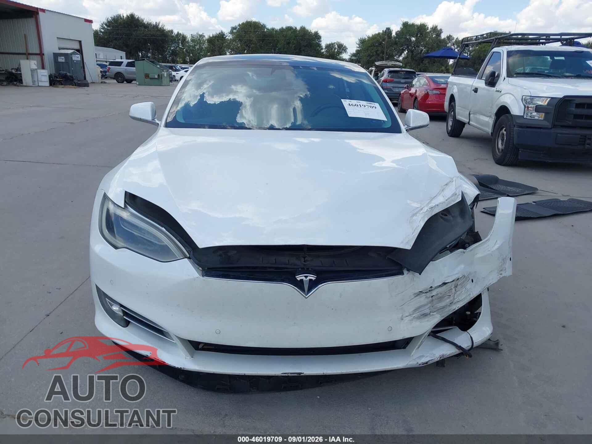 TESLA MODEL S 2017 - 5YJSA1E23HF201443