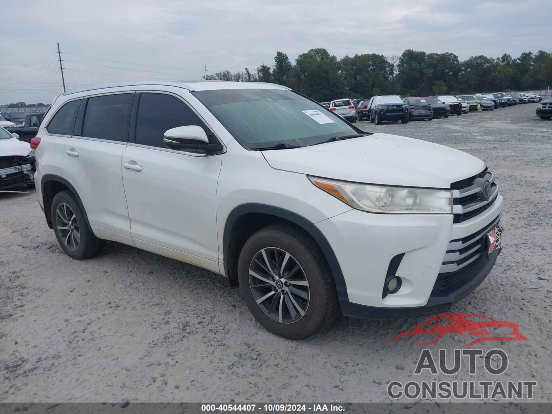 TOYOTA HIGHLANDER 2017 - 5TDJZRFH8HS389488