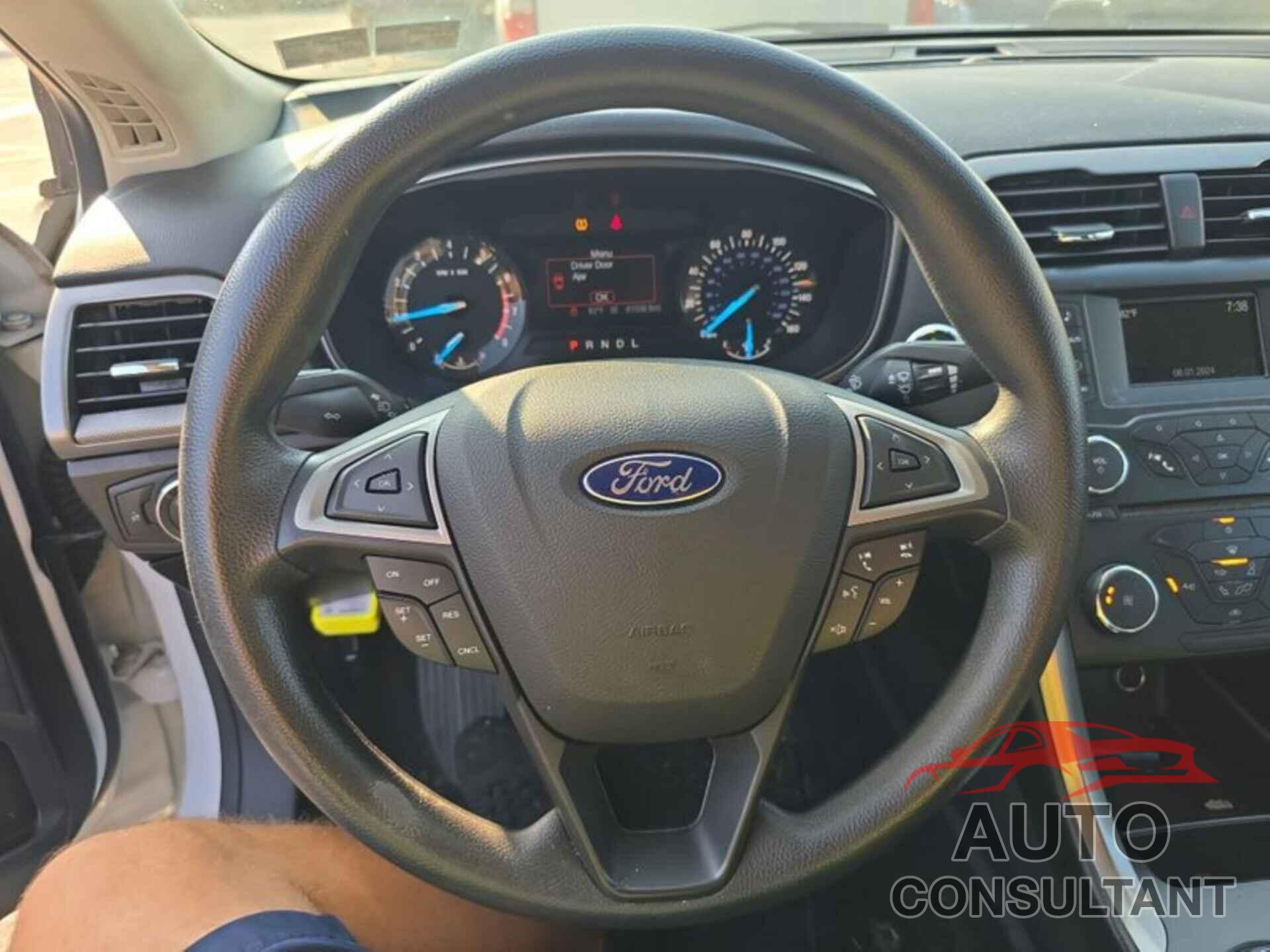 FORD FUSION 2017 - 3FA6P0H75HR351575