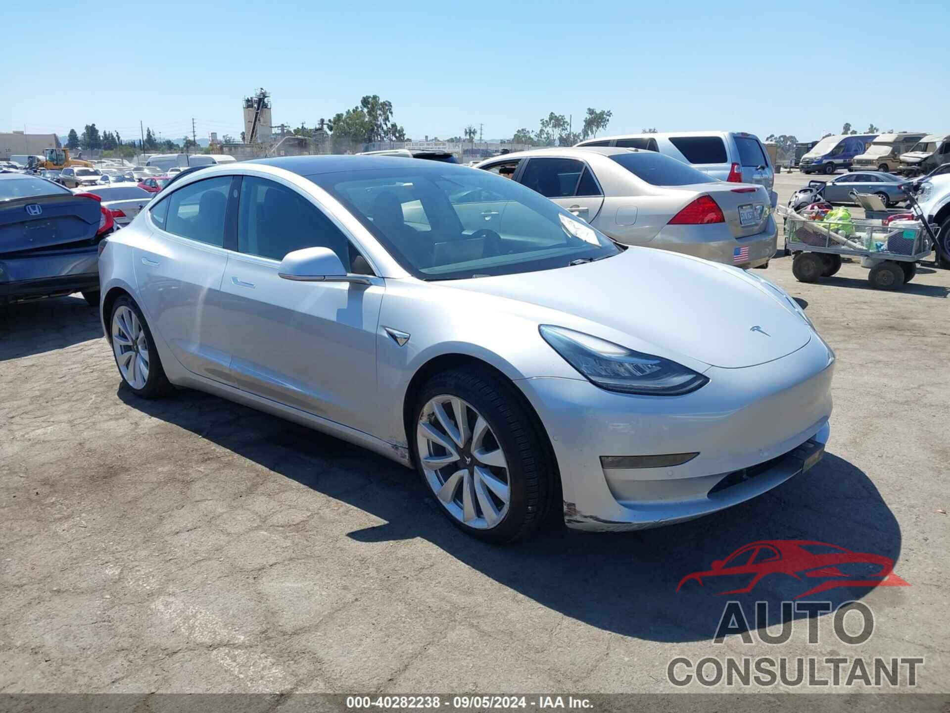 TESLA MODEL 3 2018 - 5YJ3E1EA0JF048476