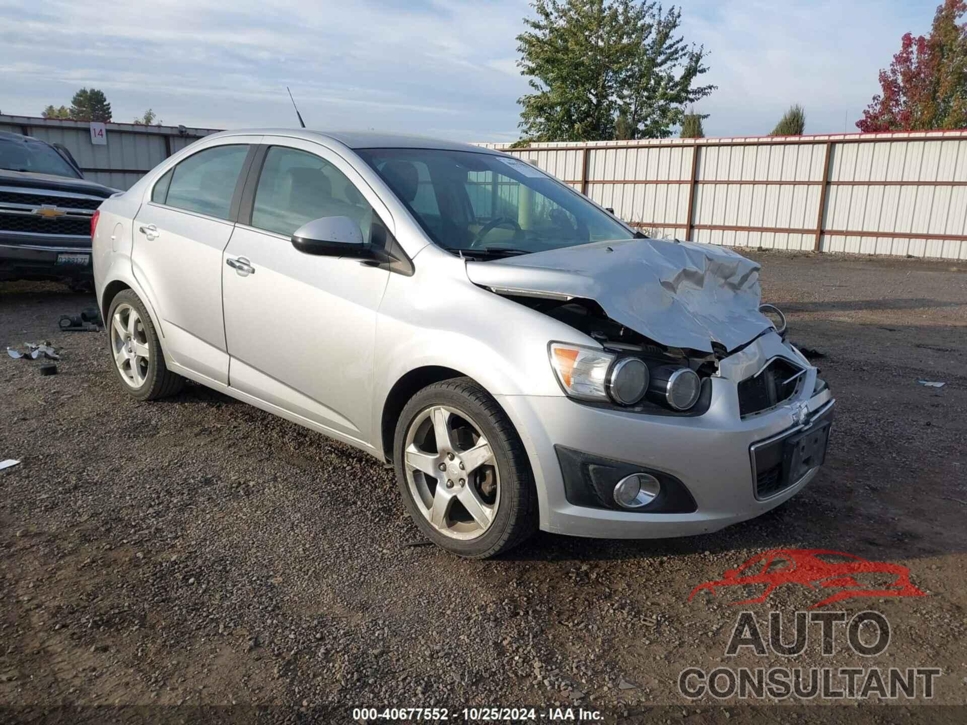 CHEVROLET SONIC 2013 - 1G1JE5SB2D4243284