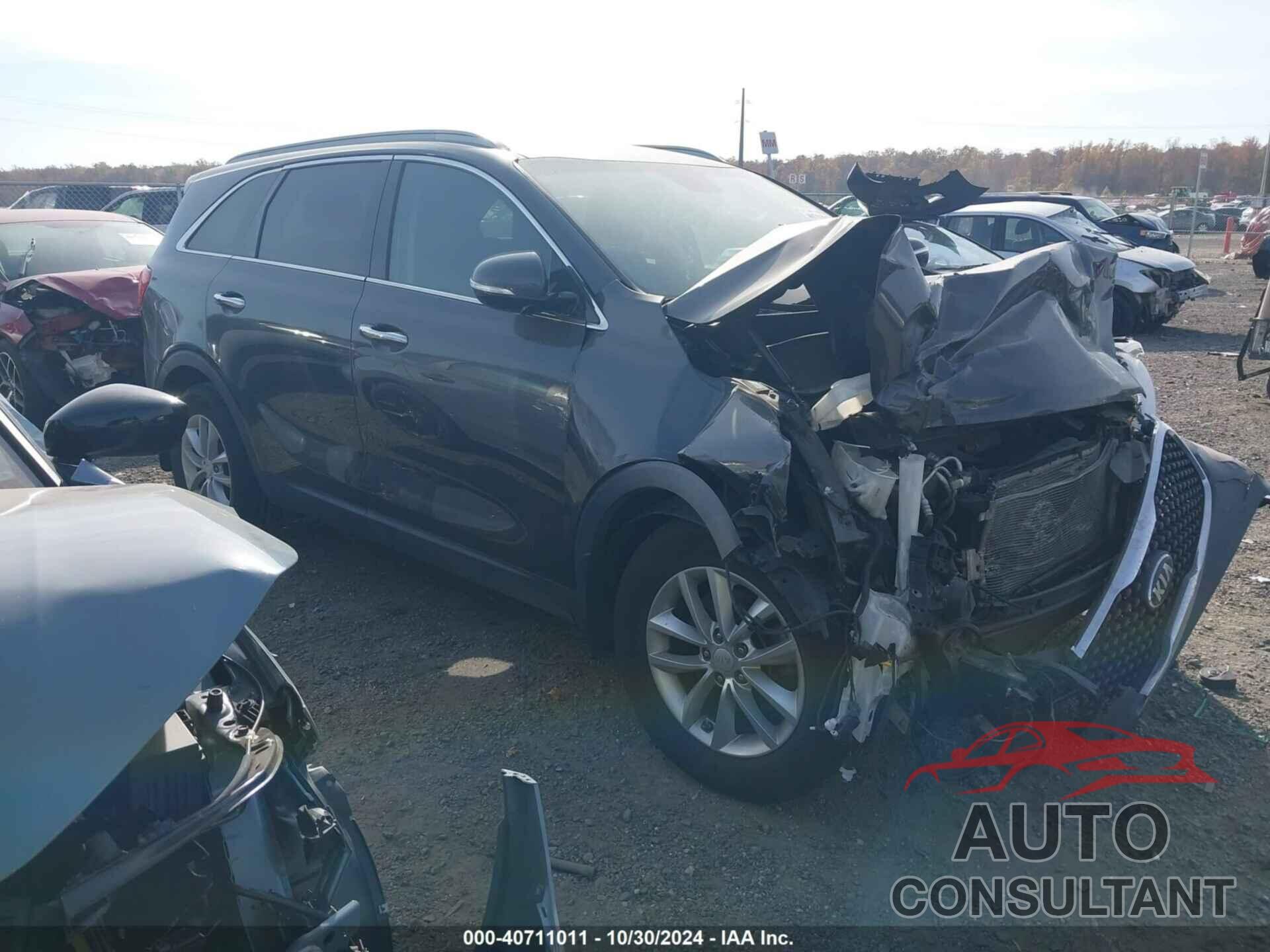 KIA SORENTO 2017 - 5XYPG4A35HG330569
