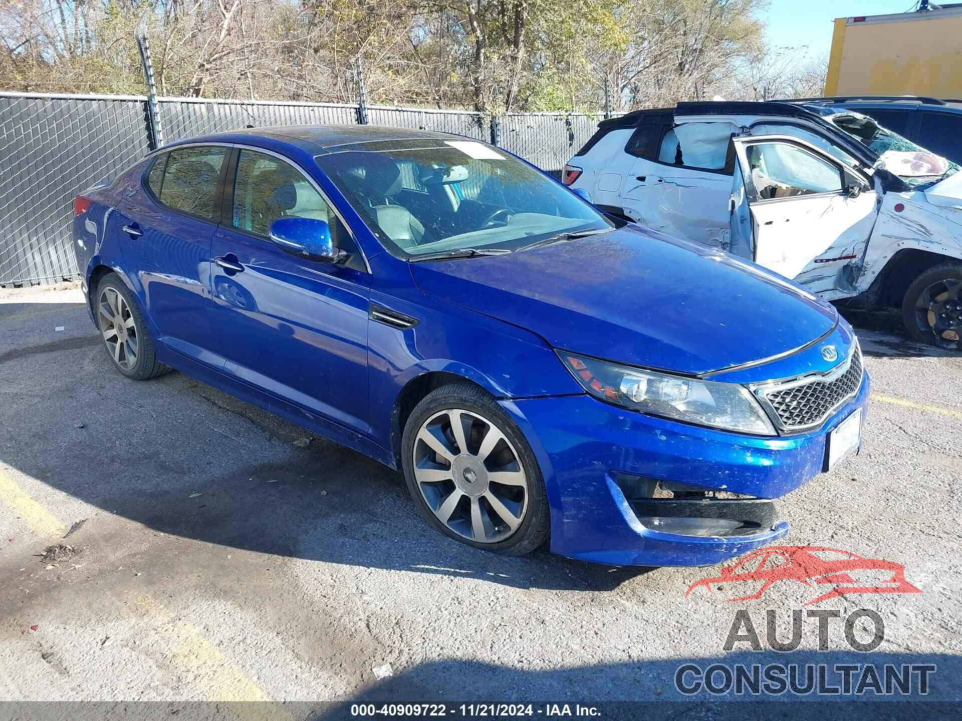 KIA OPTIMA 2012 - 5XXGR4A65CG080008