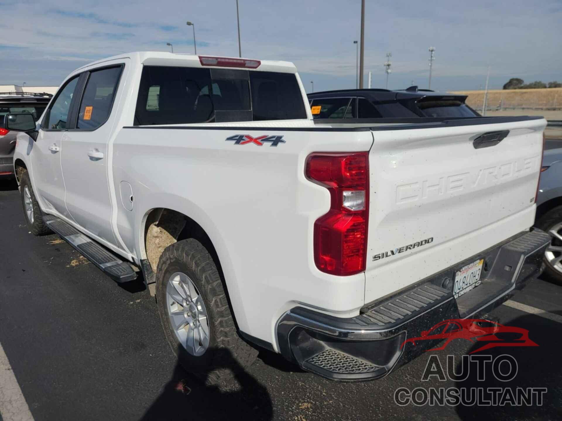 CHEVROLET SILVERADO 2021 - 3GCUYDED1MG251205