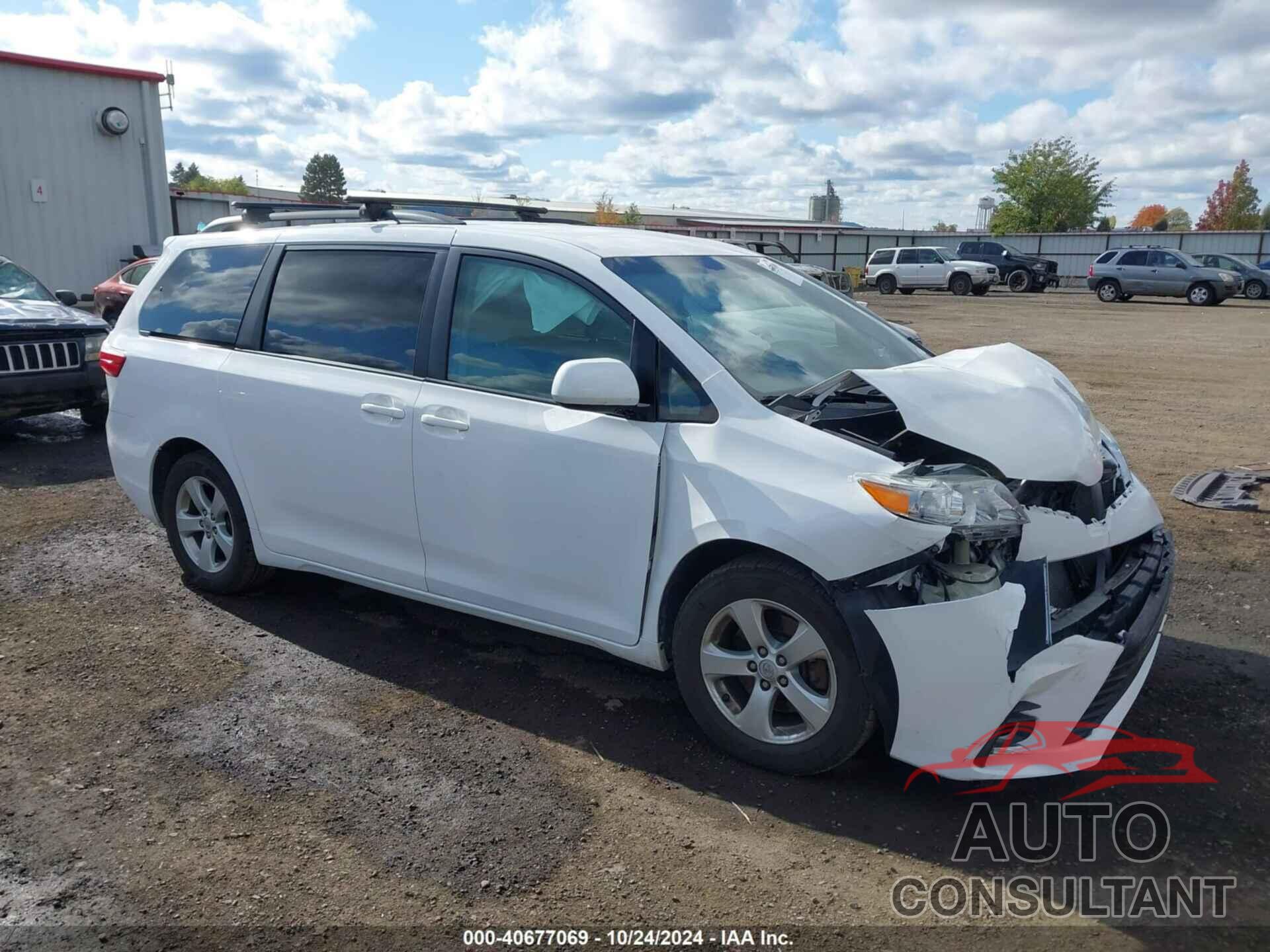 TOYOTA SIENNA 2015 - 5TDKK3DC7FS586761