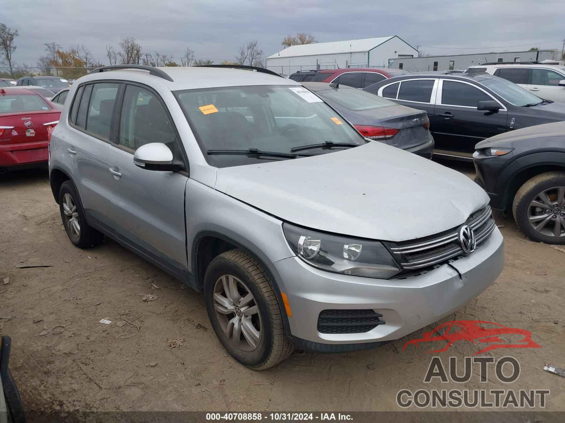 VOLKSWAGEN TIGUAN 2017 - WVGBV7AX8HK000208