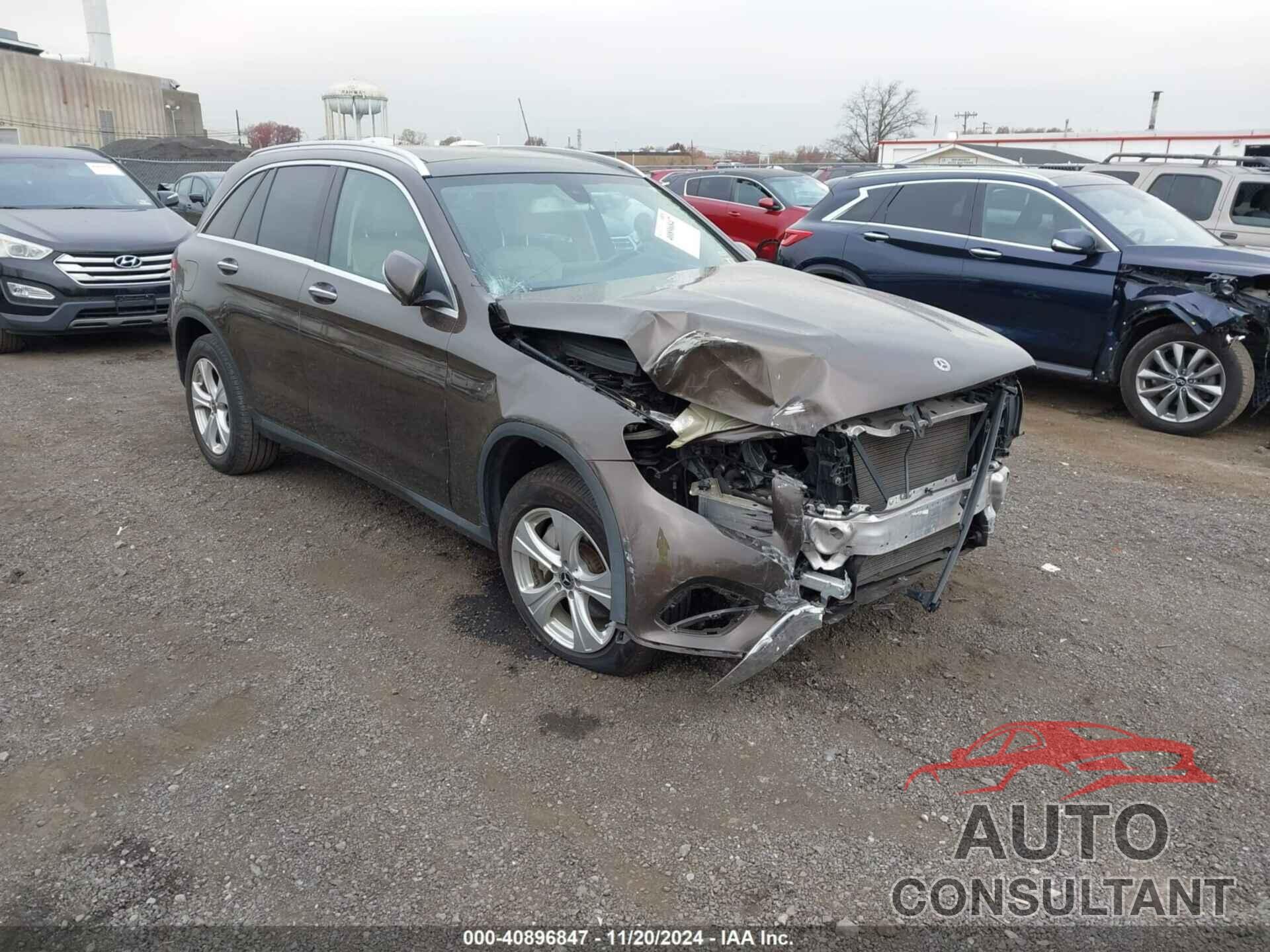 MERCEDES-BENZ GLC 300 2018 - WDC0G4KB3JV023482