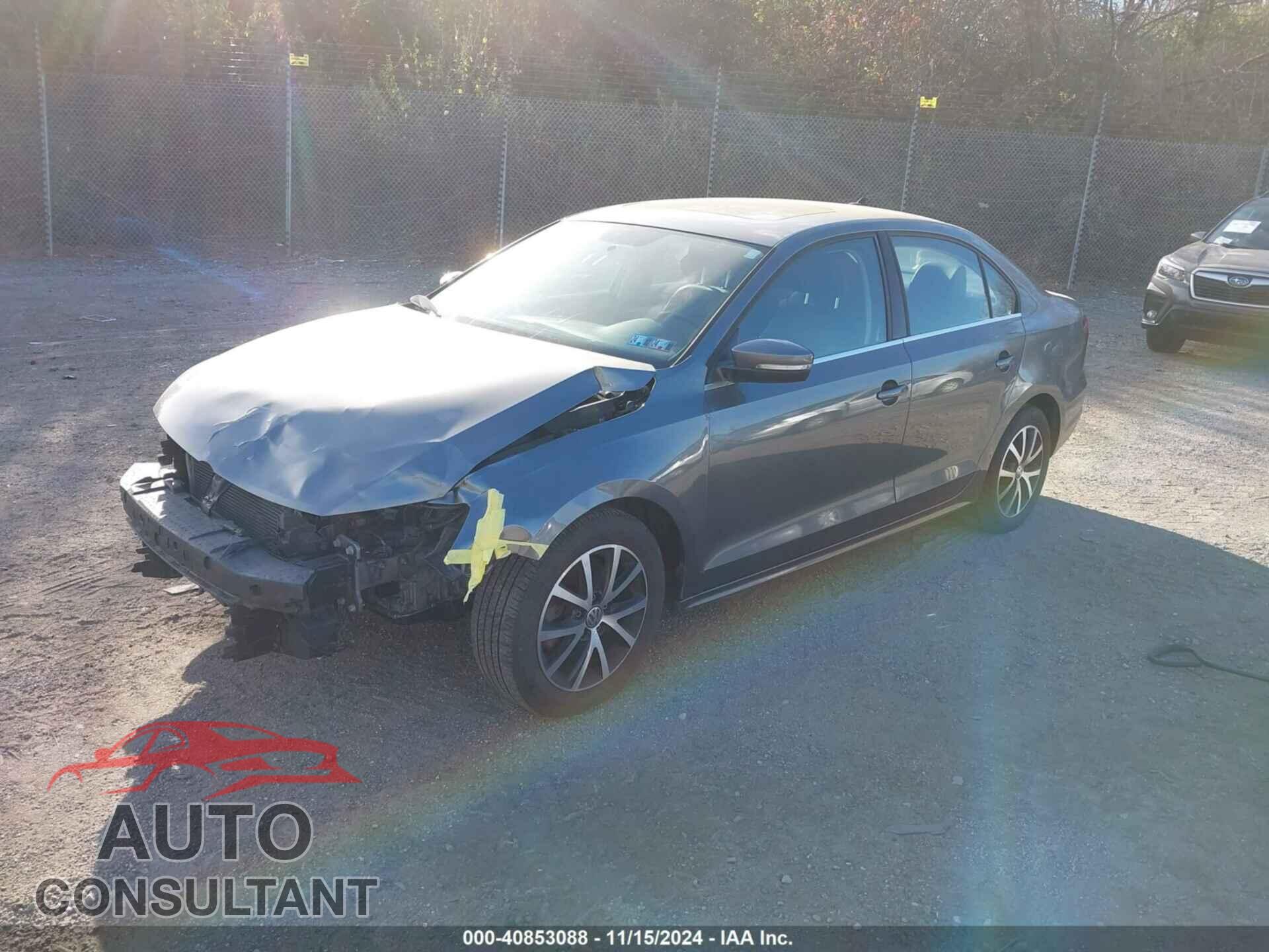 VOLKSWAGEN JETTA 2017 - 3VWDB7AJ7HM311359
