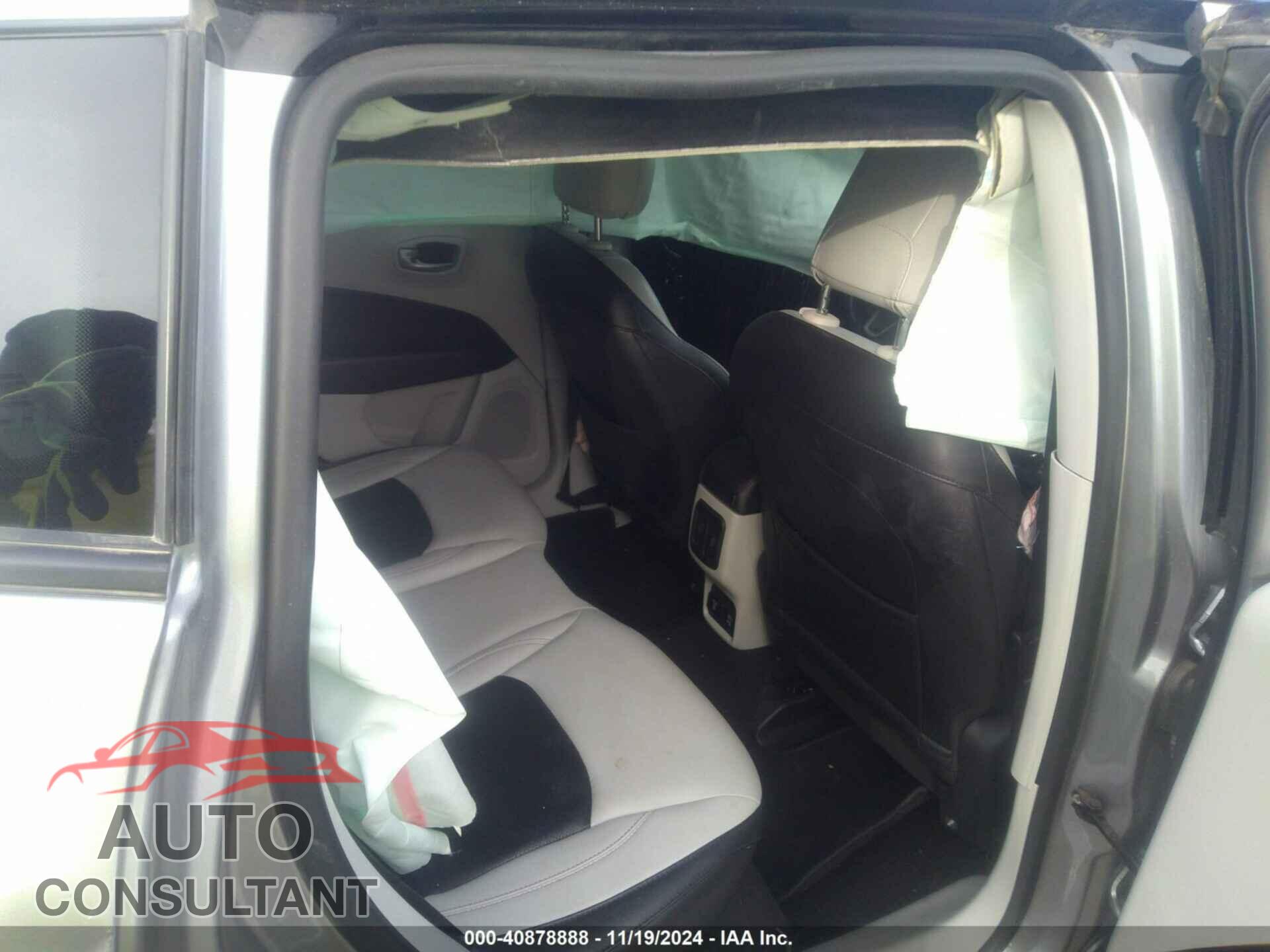 JEEP COMPASS 2018 - 3C4NJDCB3JT262848