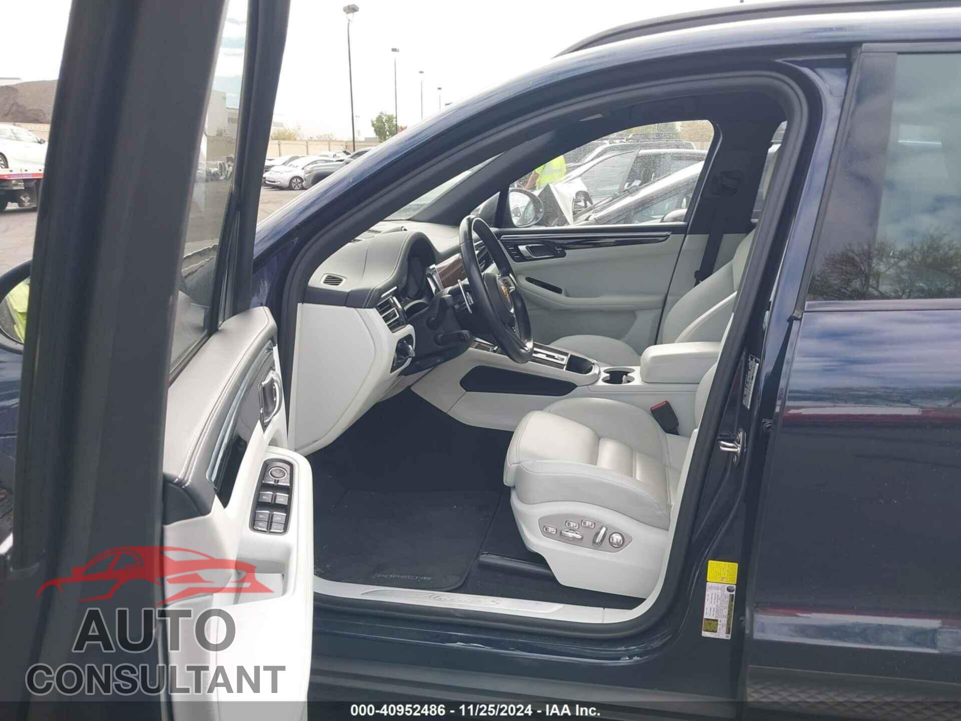 PORSCHE MACAN 2022 - WP1AG2A56NLB23618
