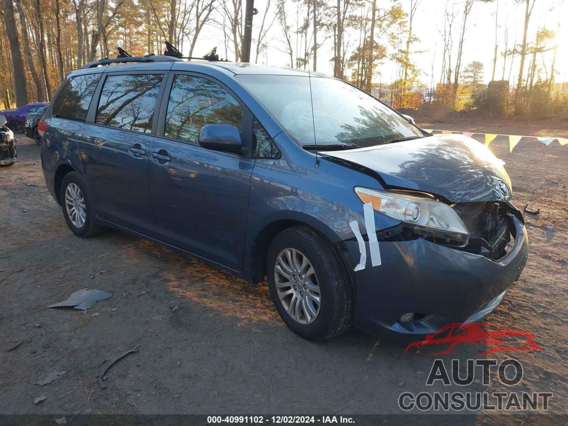 TOYOTA SIENNA 2014 - 5TDYK3DC7ES525614