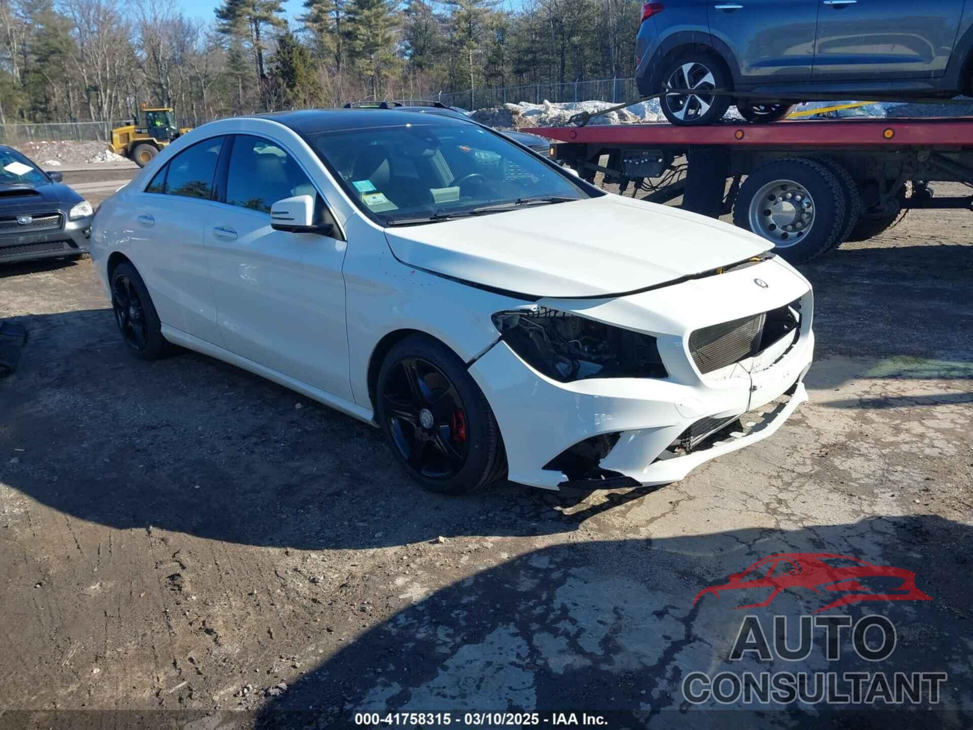 MERCEDES-BENZ CLA 250 2015 - WDDSJ4GB4FN215340
