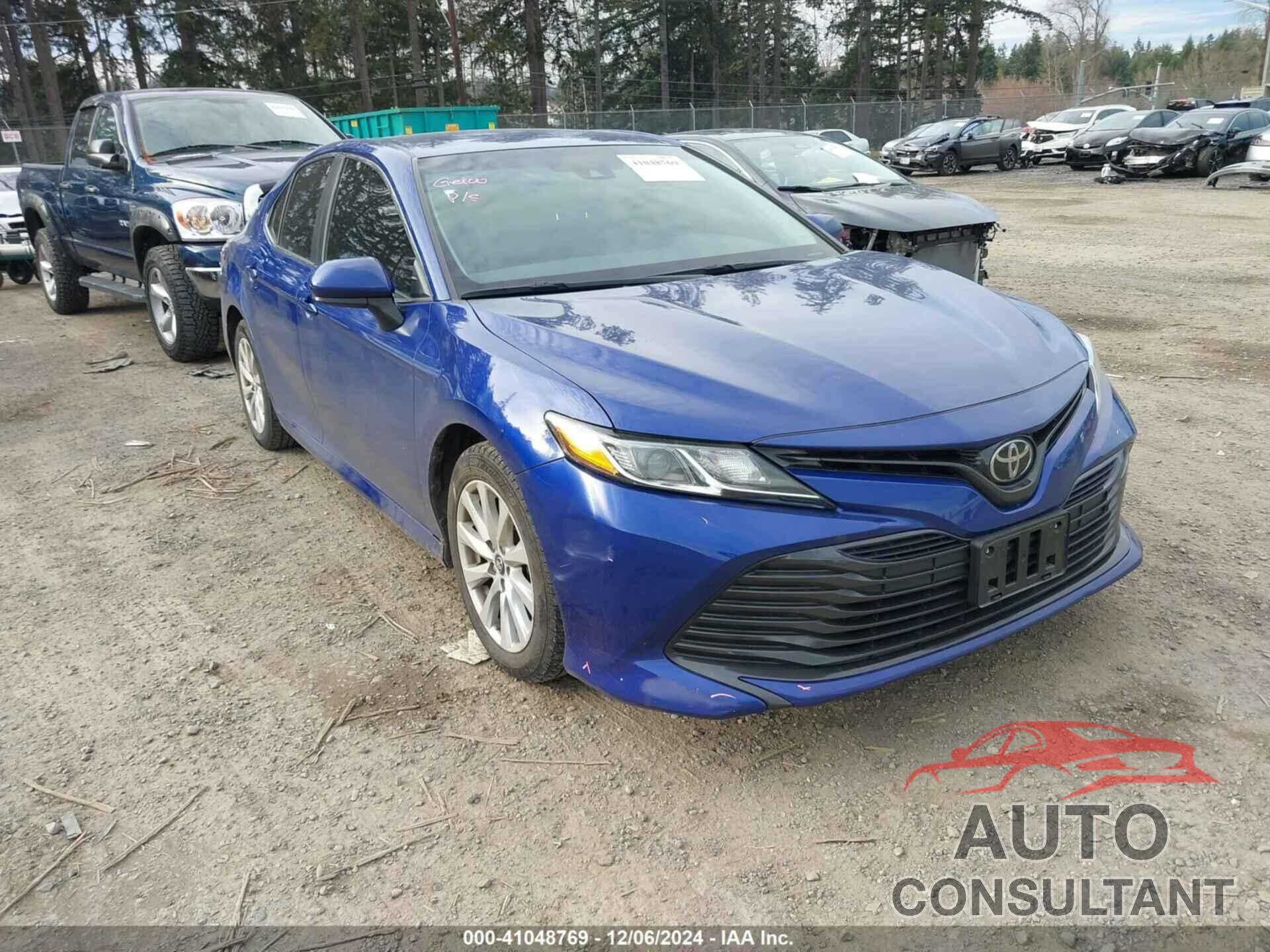 TOYOTA CAMRY 2018 - 4T1B11HK1JU574484