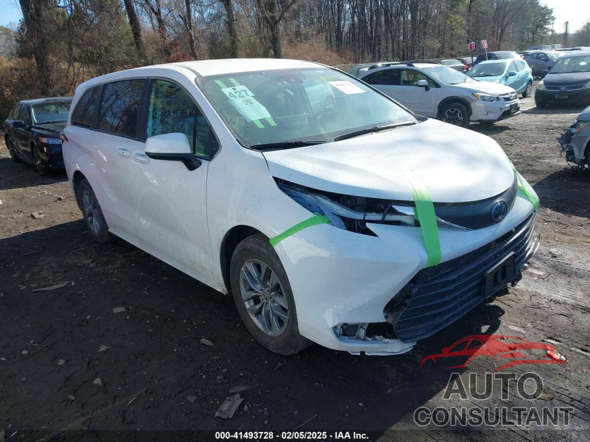 TOYOTA SIENNA 2022 - 5TDKRKEC7NS080138