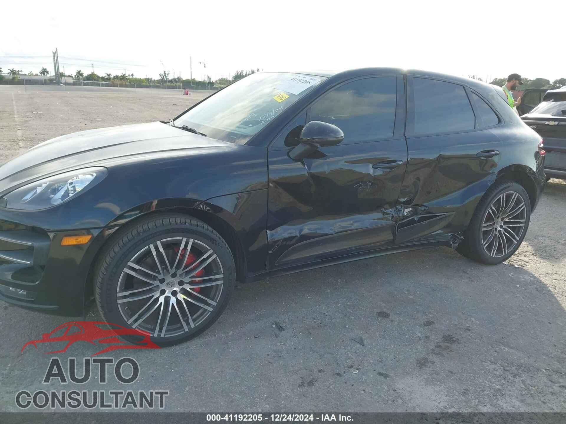 PORSCHE MACAN 2017 - WP1AF2A54HLB61419